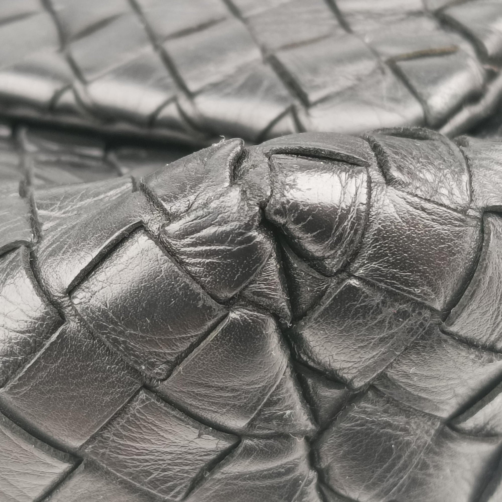 Pre-owned Bottega Veneta Intrecciato Black lambskin  shoulderbag | stylenewstar