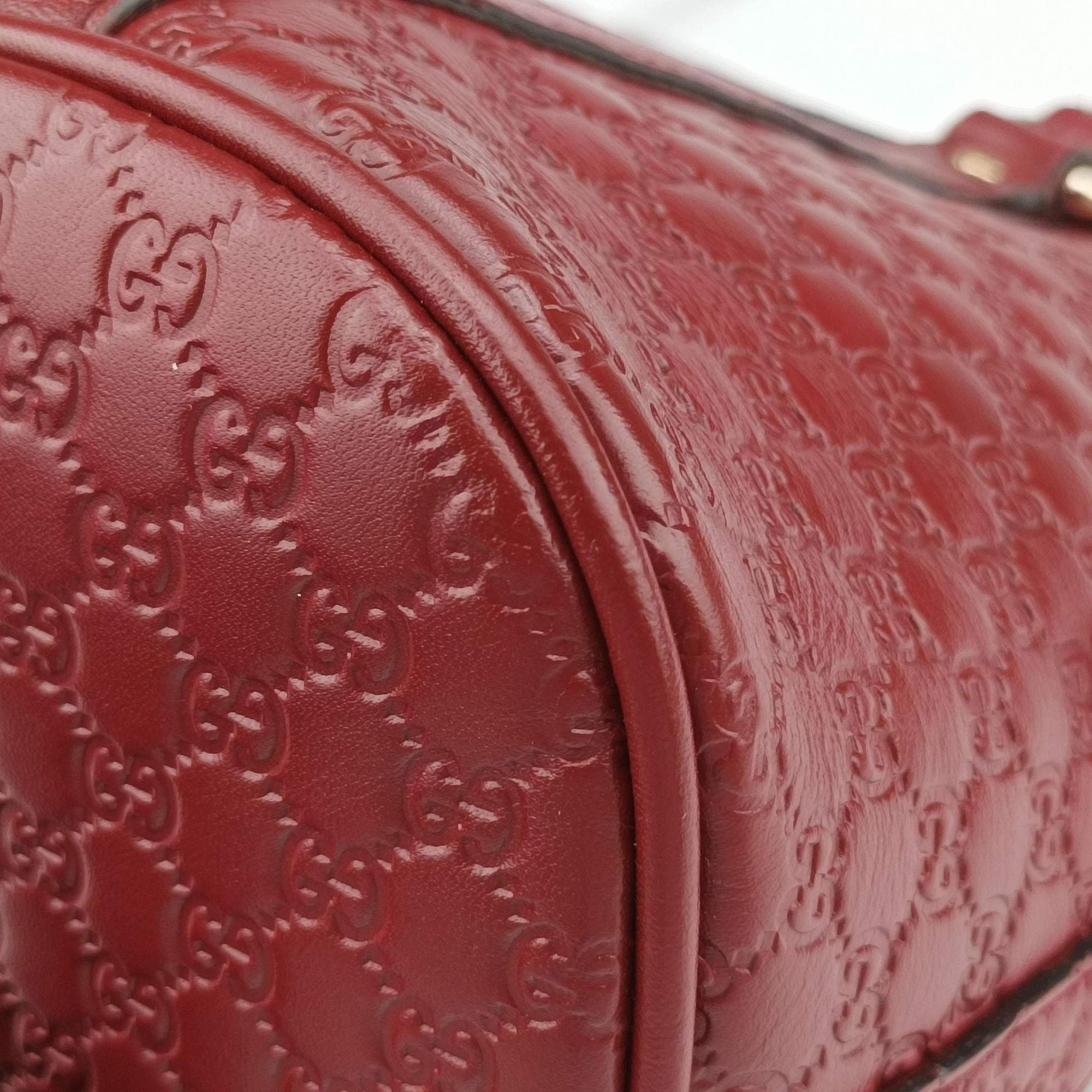 Pre-owned Gucci Microguccissima Red Leather 449654 shoulderbag | stylenewstar