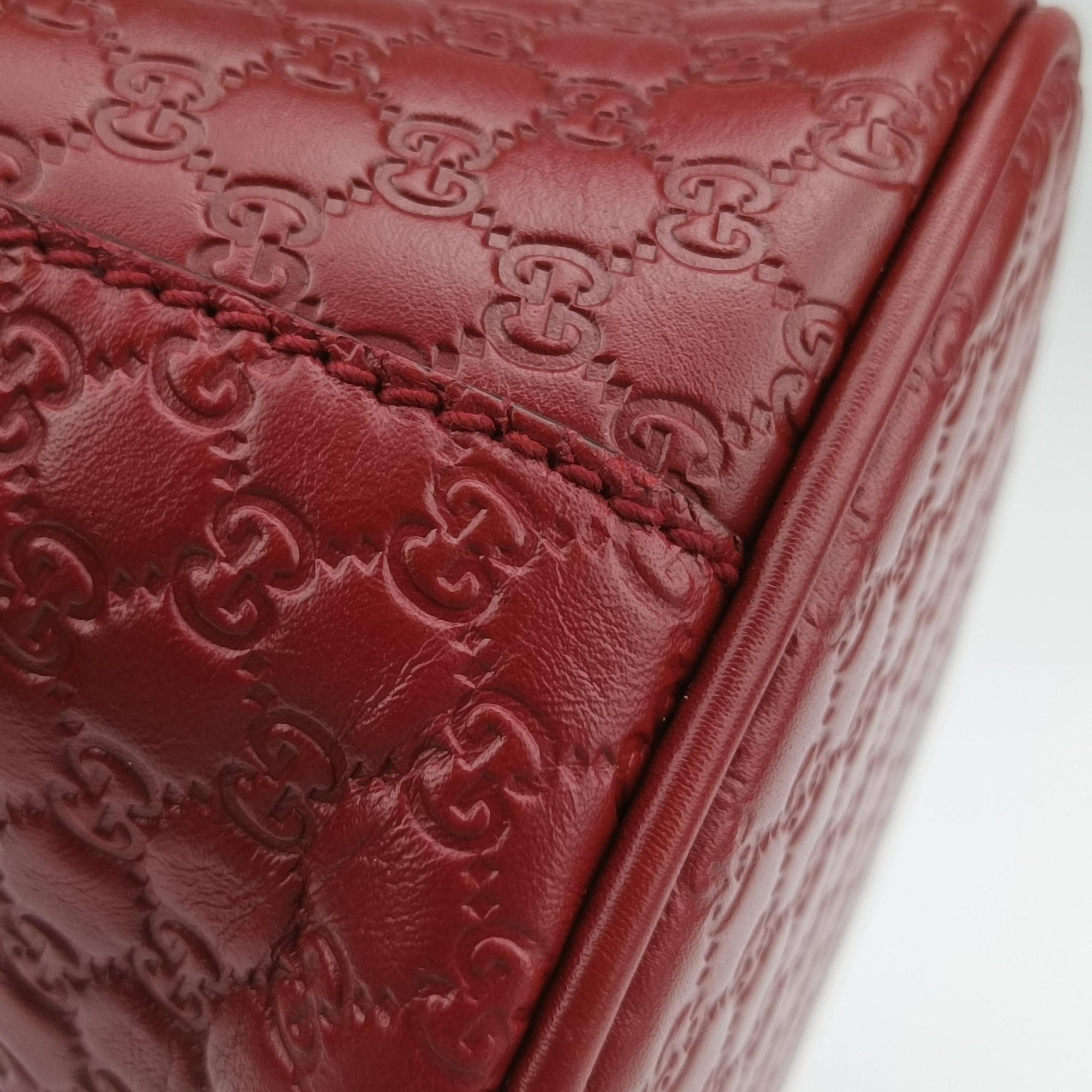 Pre-owned Gucci Microguccissima Red Leather 449654 shoulderbag | stylenewstar