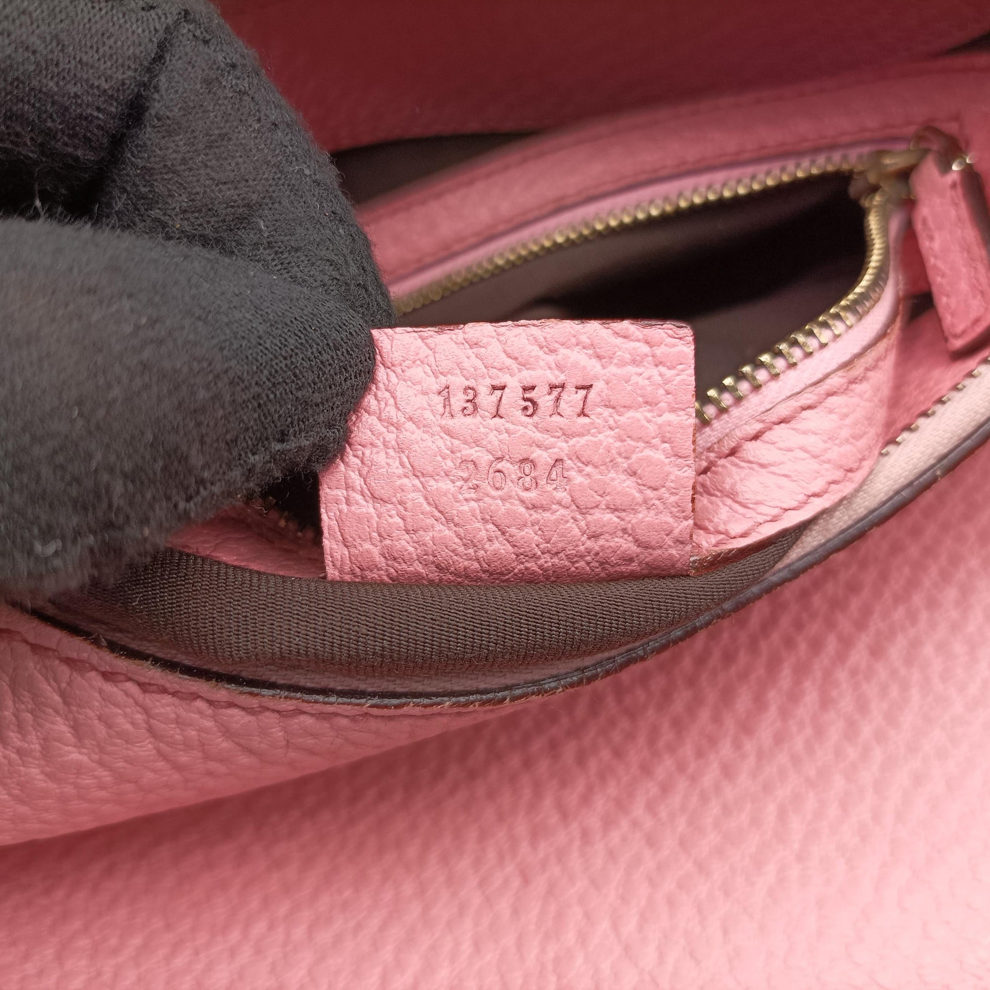 Vintage Gucci Bamboo Ring Hobo Pink Leather 137577 shoulderbag | stylenewstar