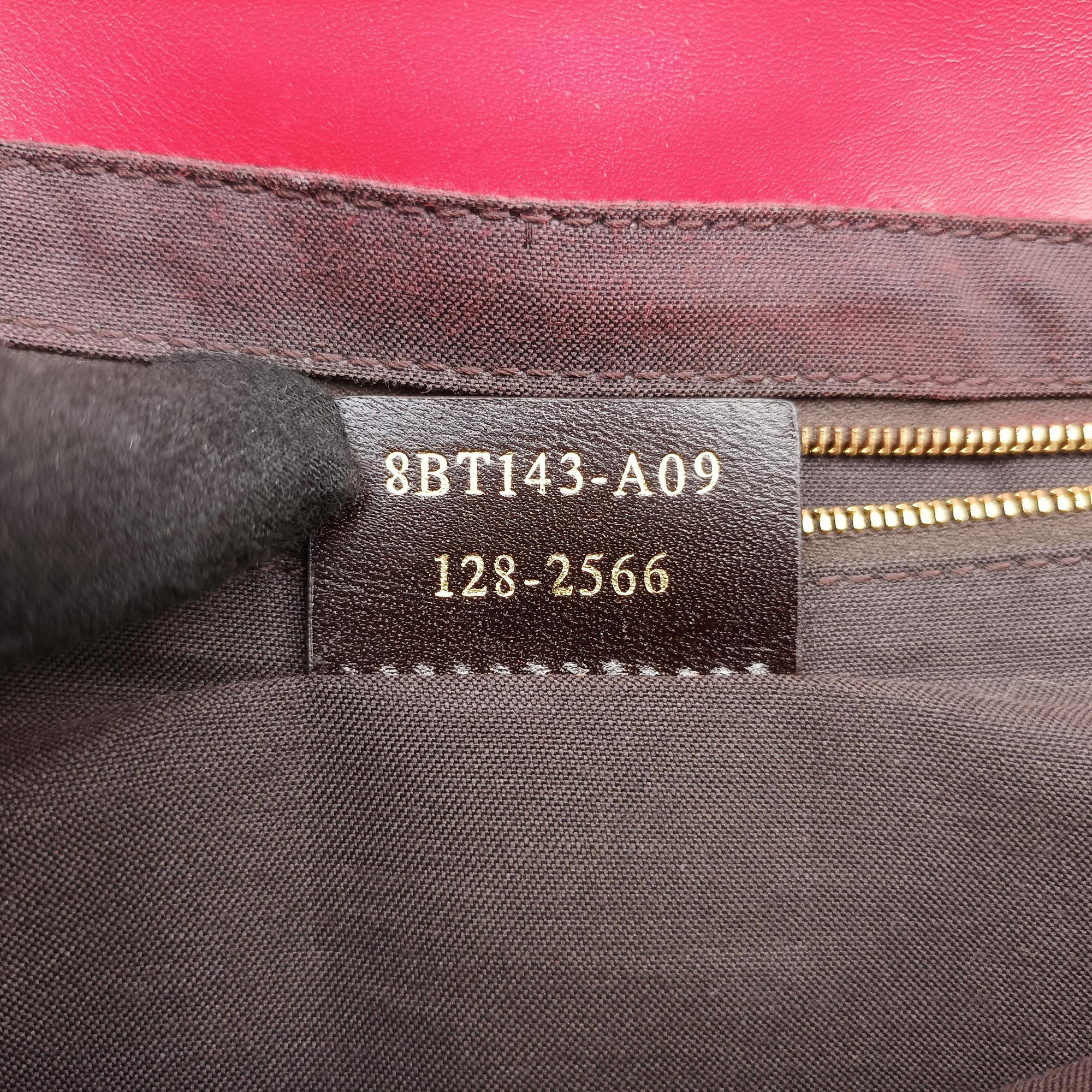 Secondhand Fendi Maxi Baguette Flap Red Leather 8BT143 shoulderbag | stylenewstar