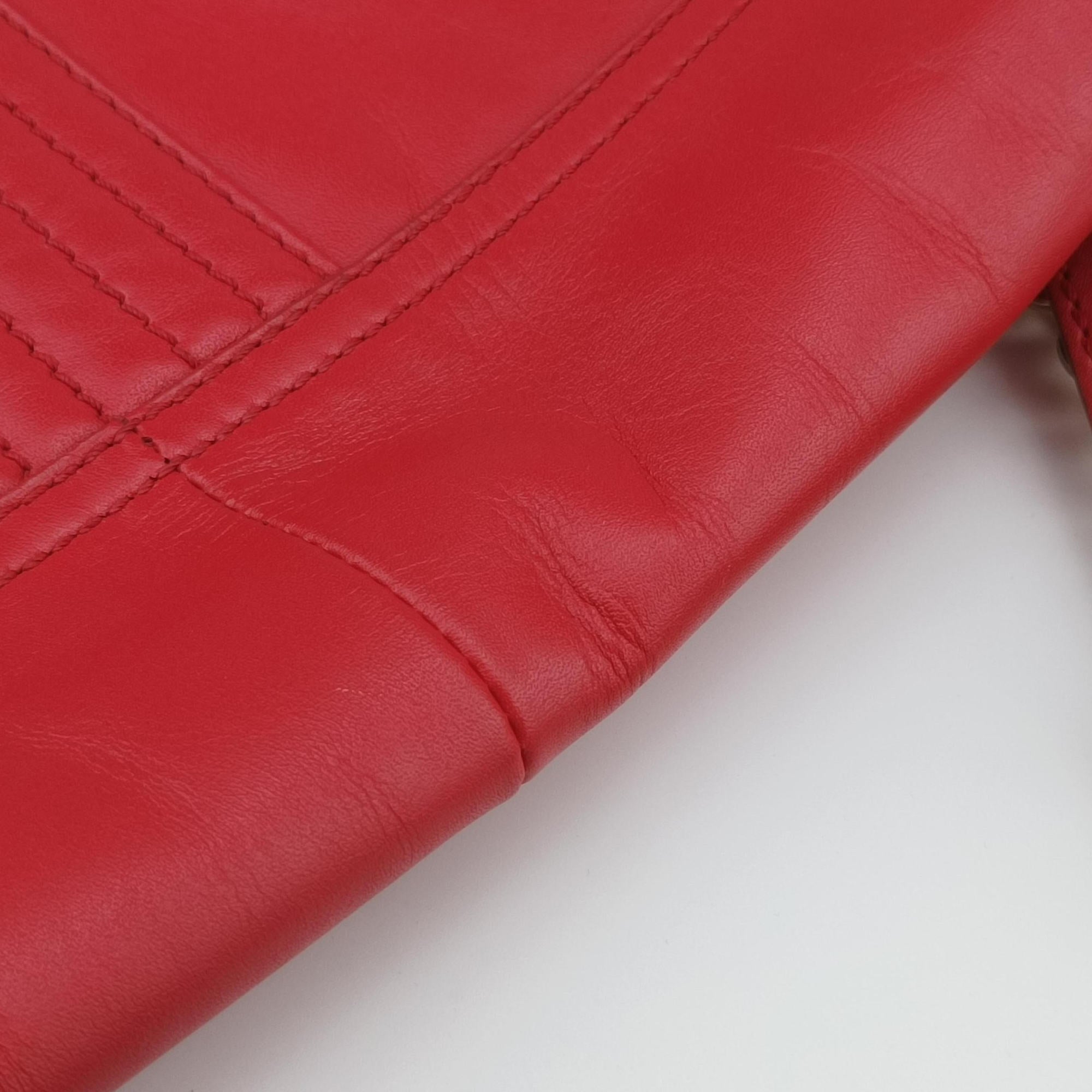 Secondhand Fendi Maxi Baguette Flap Red Leather 8BT143 shoulderbag | stylenewstar