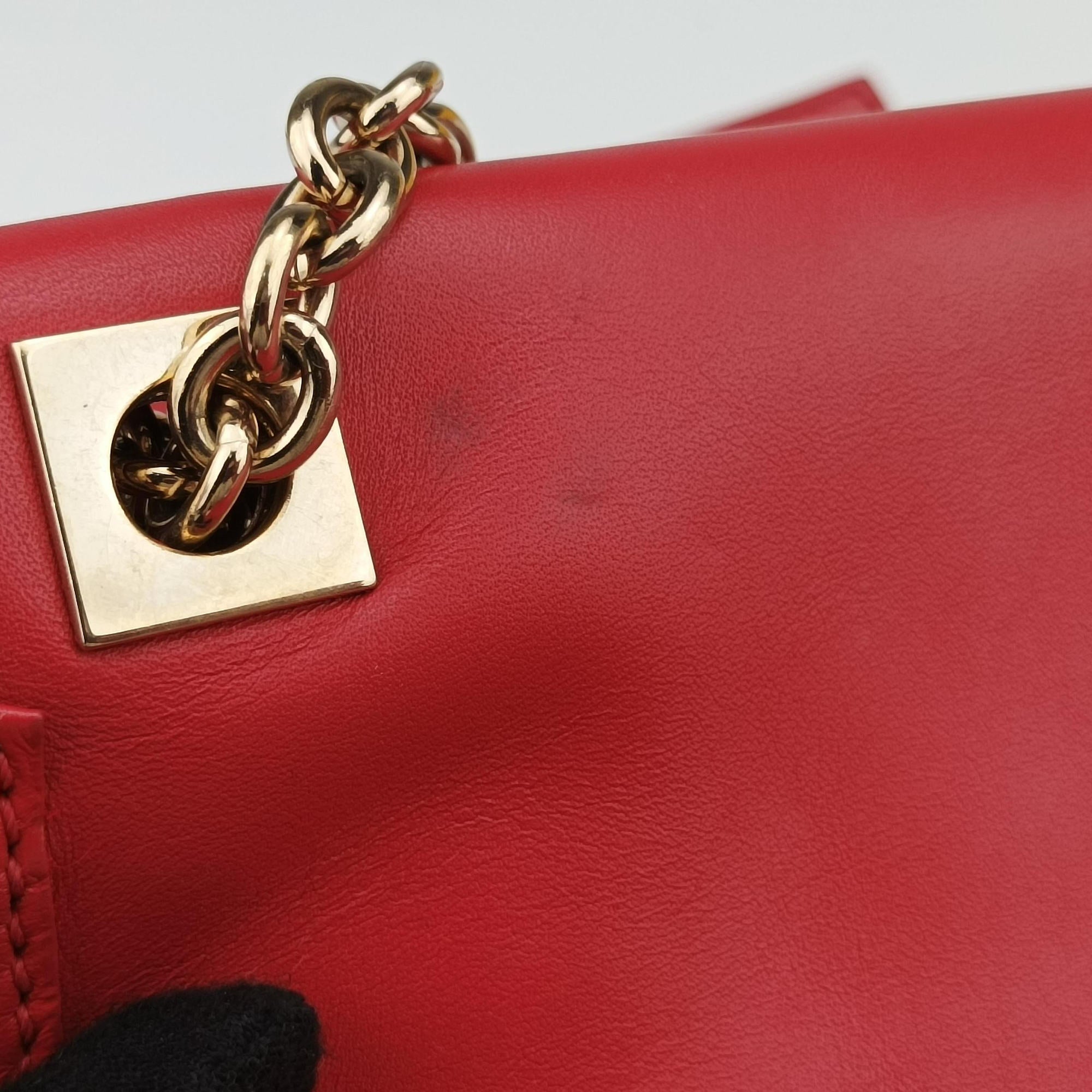 Secondhand Fendi Maxi Baguette Flap Red Leather 8BT143 shoulderbag | stylenewstar