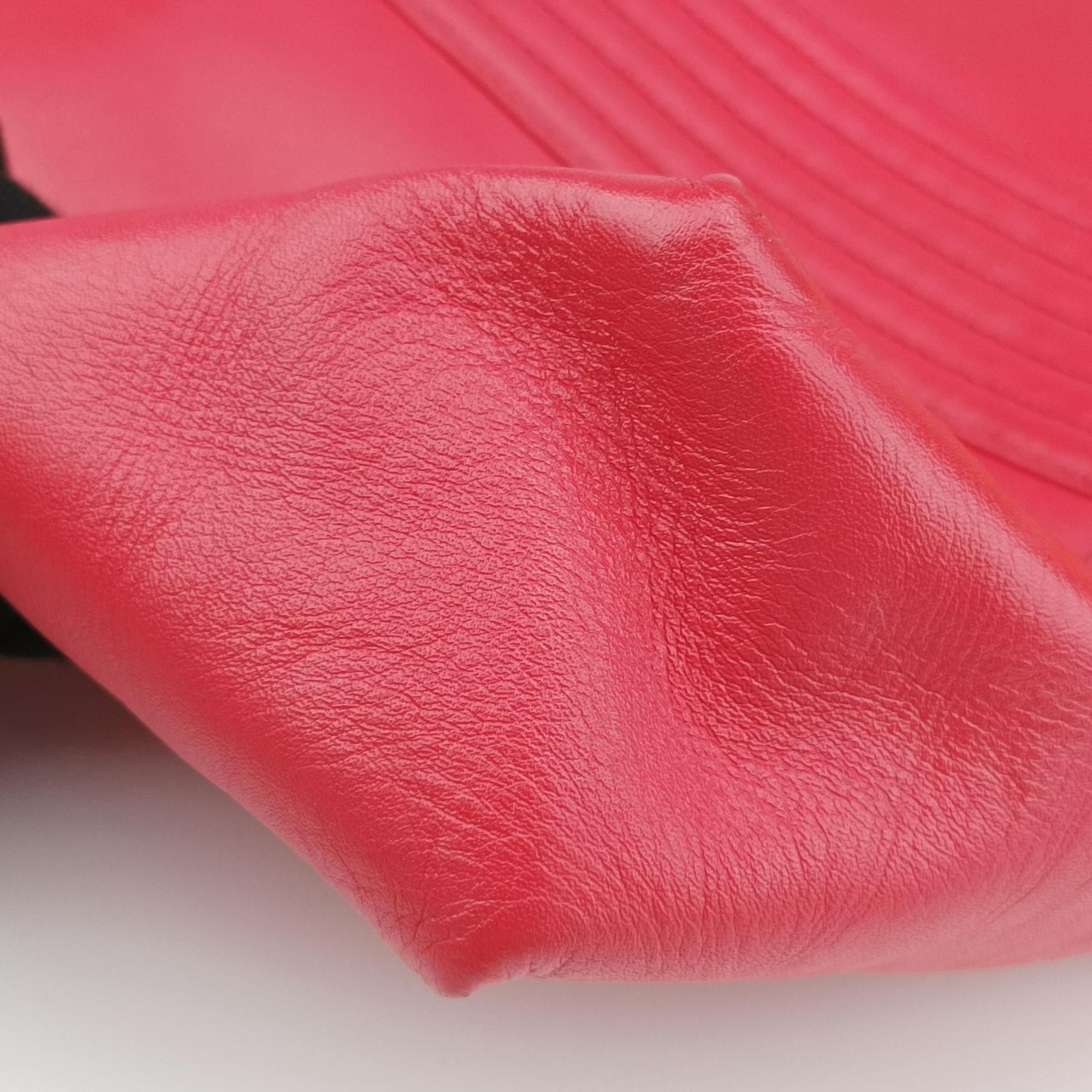 Secondhand Fendi Maxi Baguette Flap Red Leather 8BT143 shoulderbag | stylenewstar