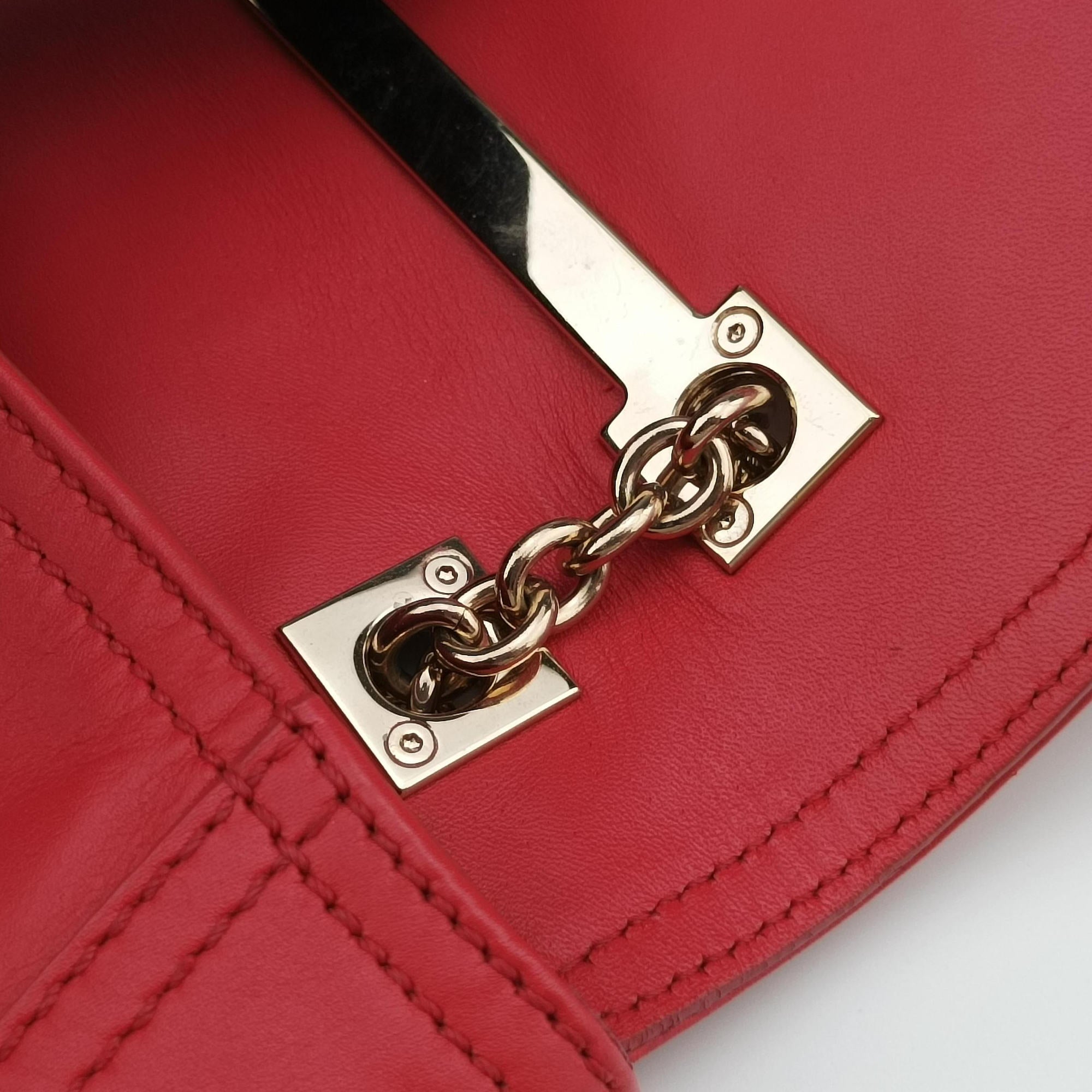 Secondhand Fendi Maxi Baguette Flap Red Leather 8BT143 shoulderbag | stylenewstar