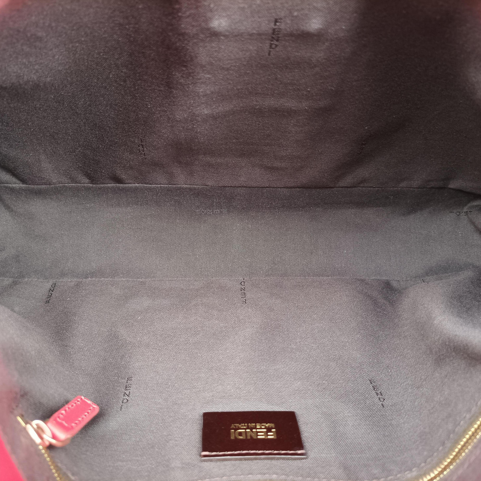 Secondhand Fendi Maxi Baguette Flap Red Leather 8BT143 shoulderbag | stylenewstar