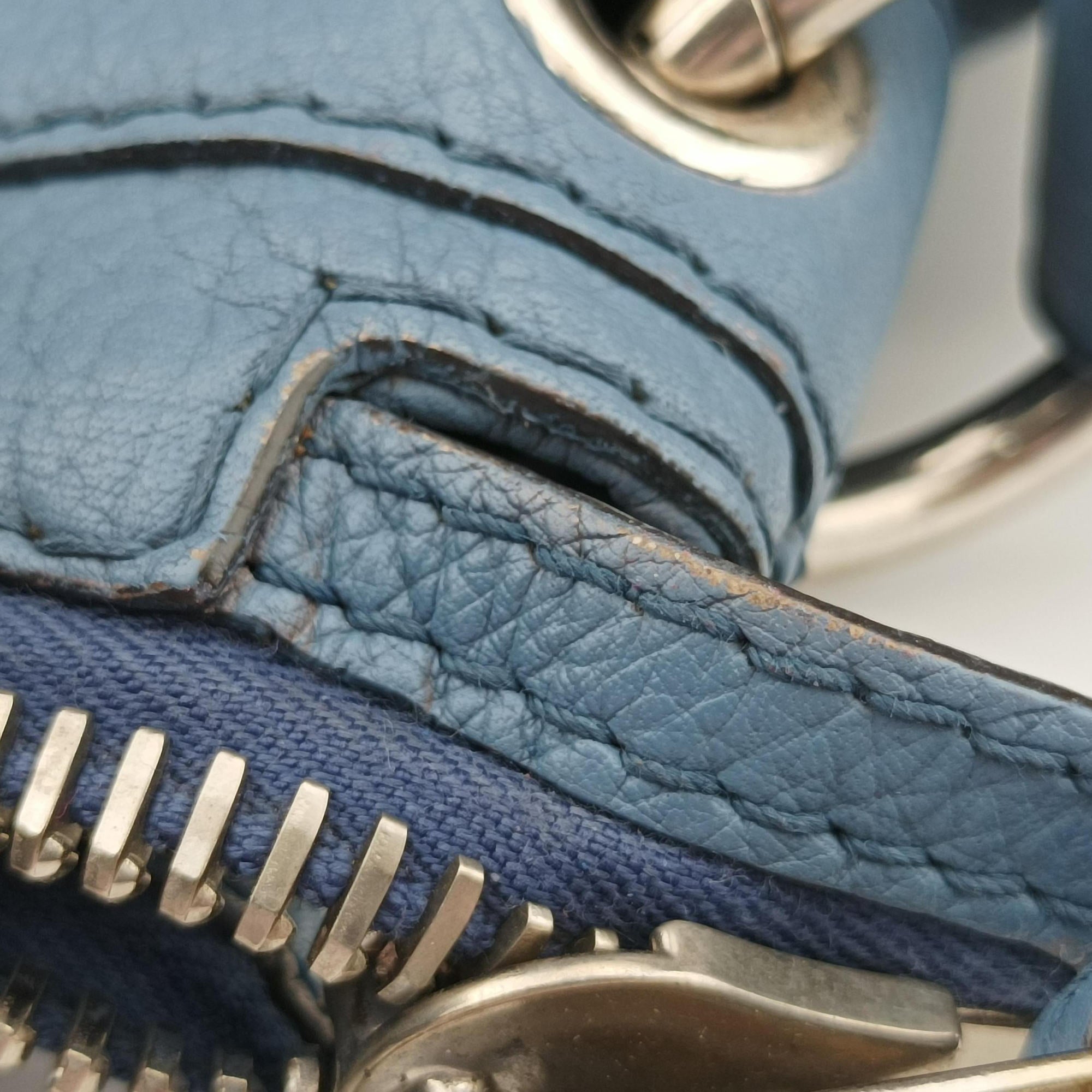 Pre-owned Gucci Bamboo Bar Blue Leather 232959 shoulderbag | stylenewstar