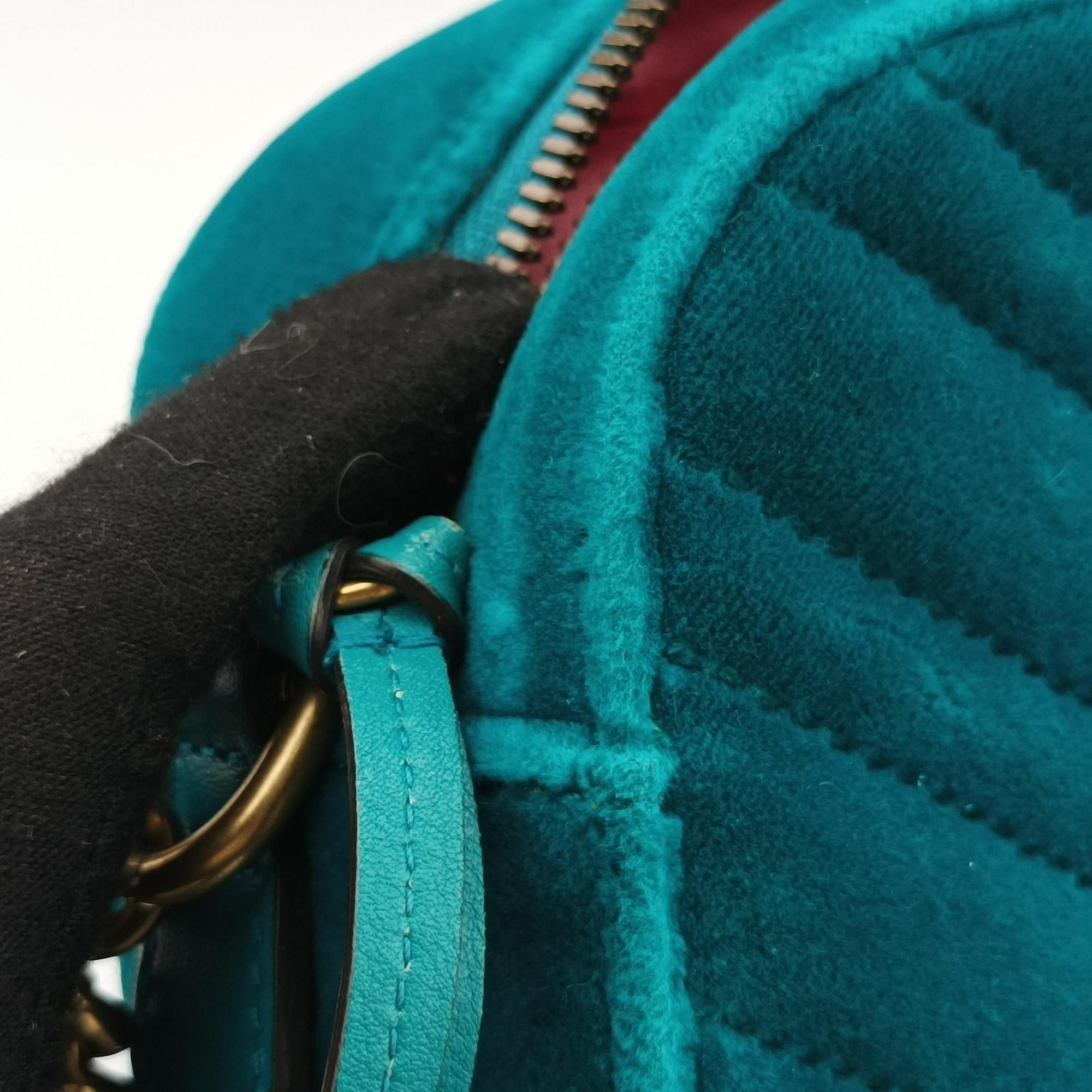 Pre-owned Gucci GG Marmont Blue velour 447632 shoulderbag | stylenewstar