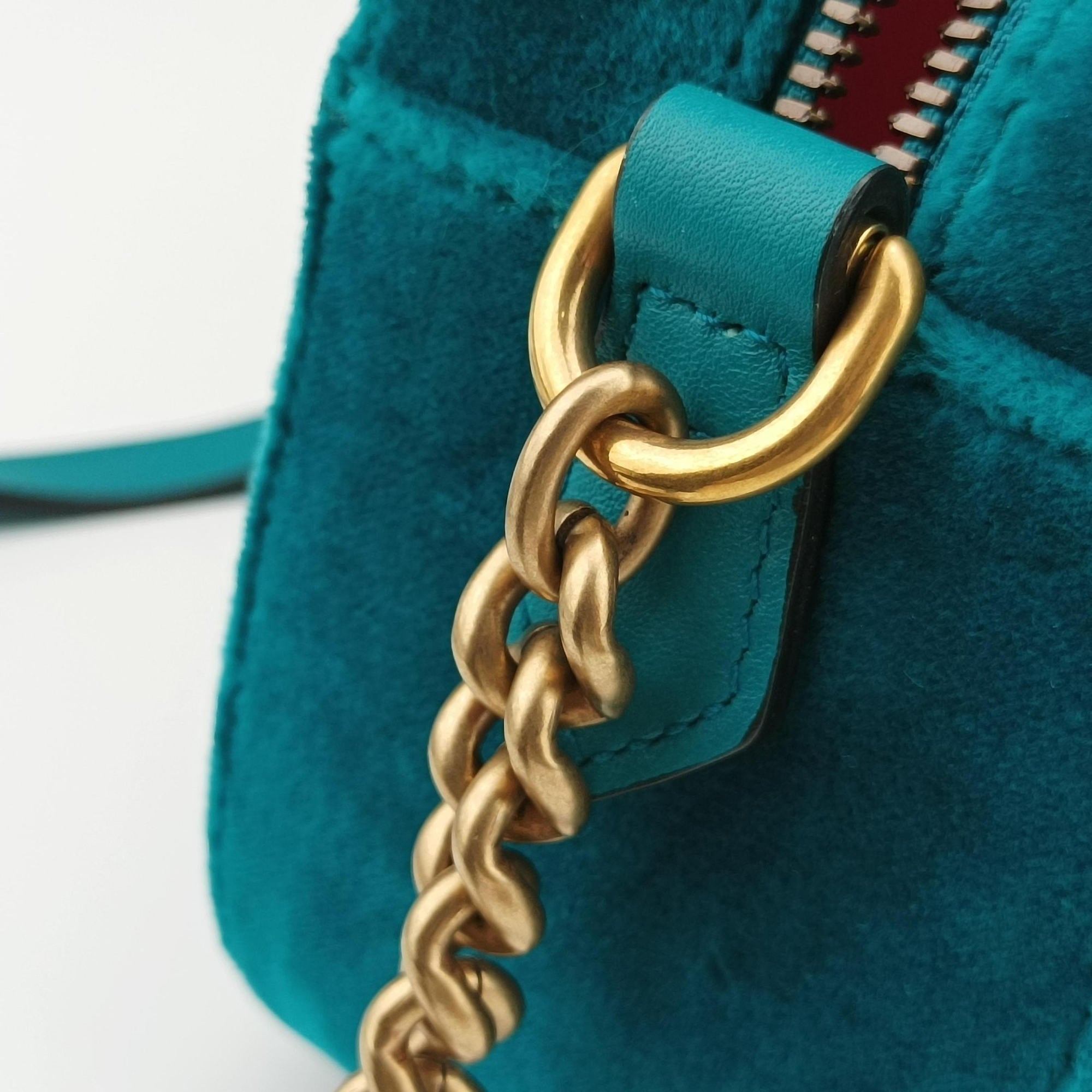 Pre-owned Gucci GG Marmont Blue velour 447632 shoulderbag | stylenewstar