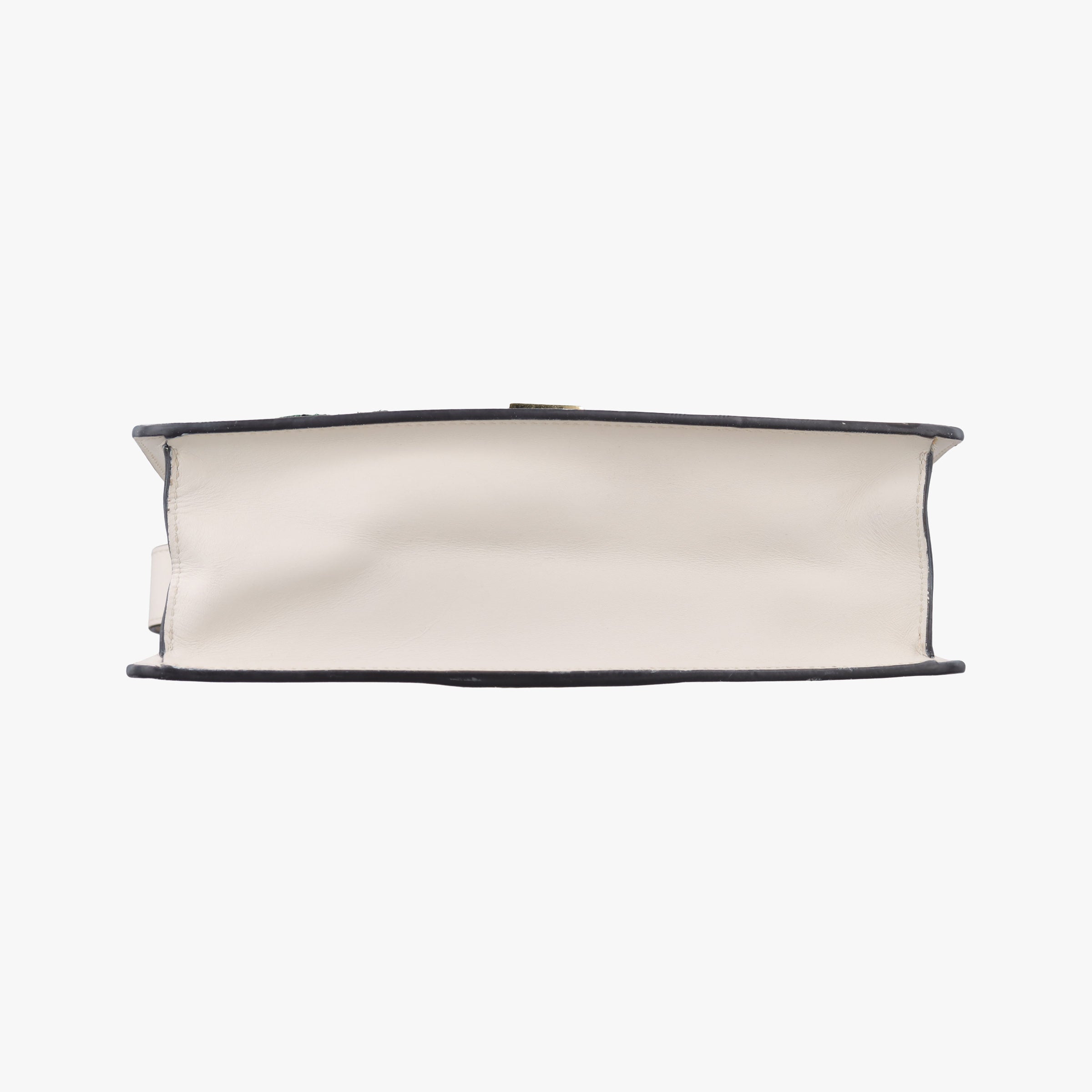Pre-owned Gucci Sylvie White Leather 421882 shoulderbag | stylenewstar