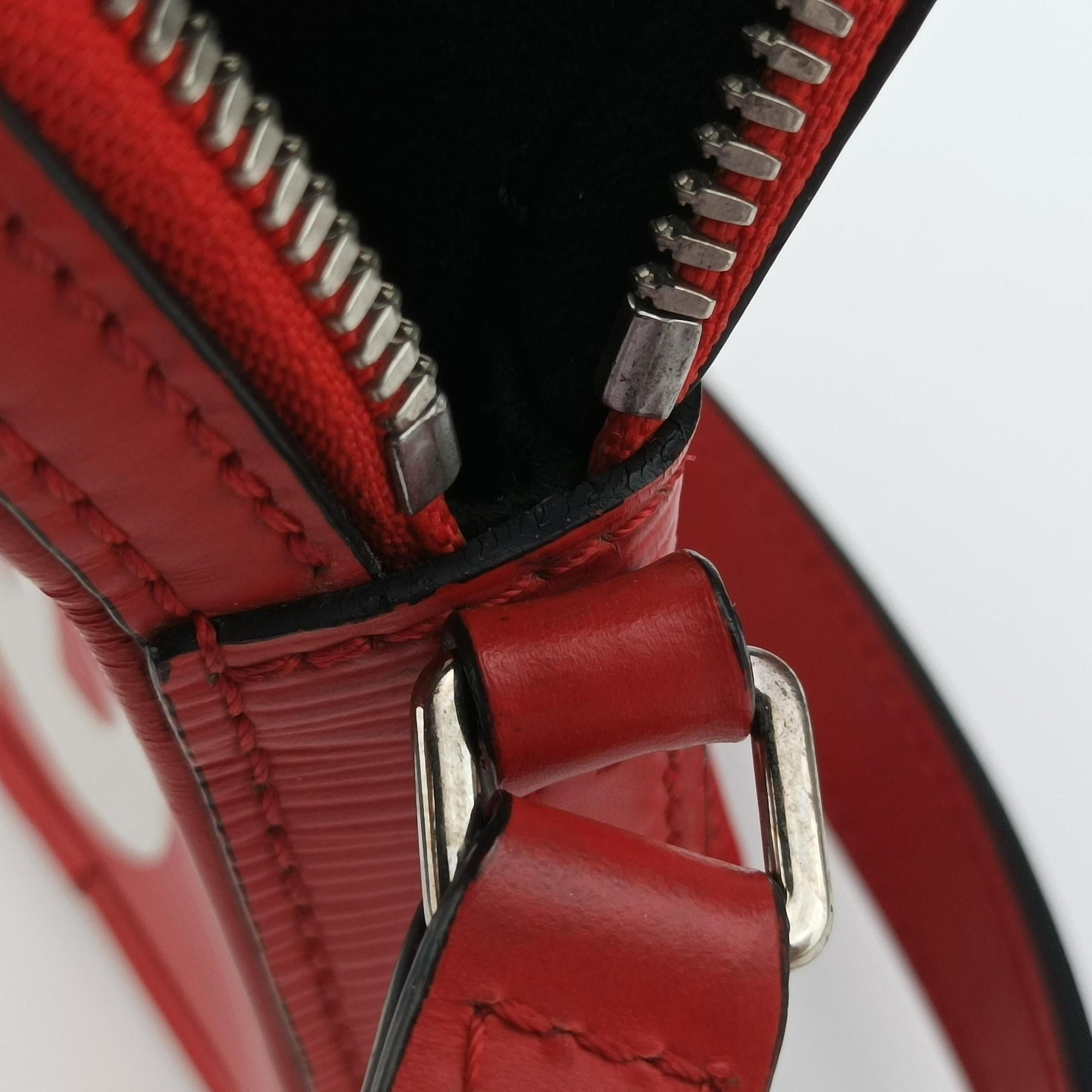 Pre-owned Louis Vuitton Danube PPM Supreme Collaboration ROUGE×white Epi M53434 shoulderbag | stylenewstar