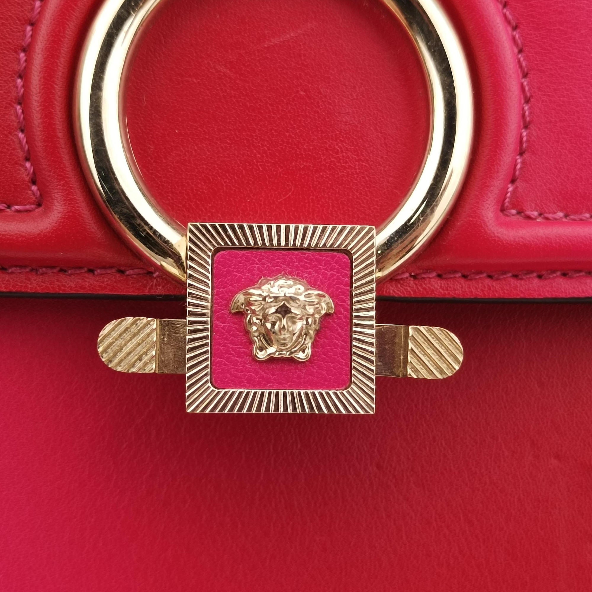 Pre-owned VERSACE DV One Medusa Rose Leather  handbag | stylenewstar