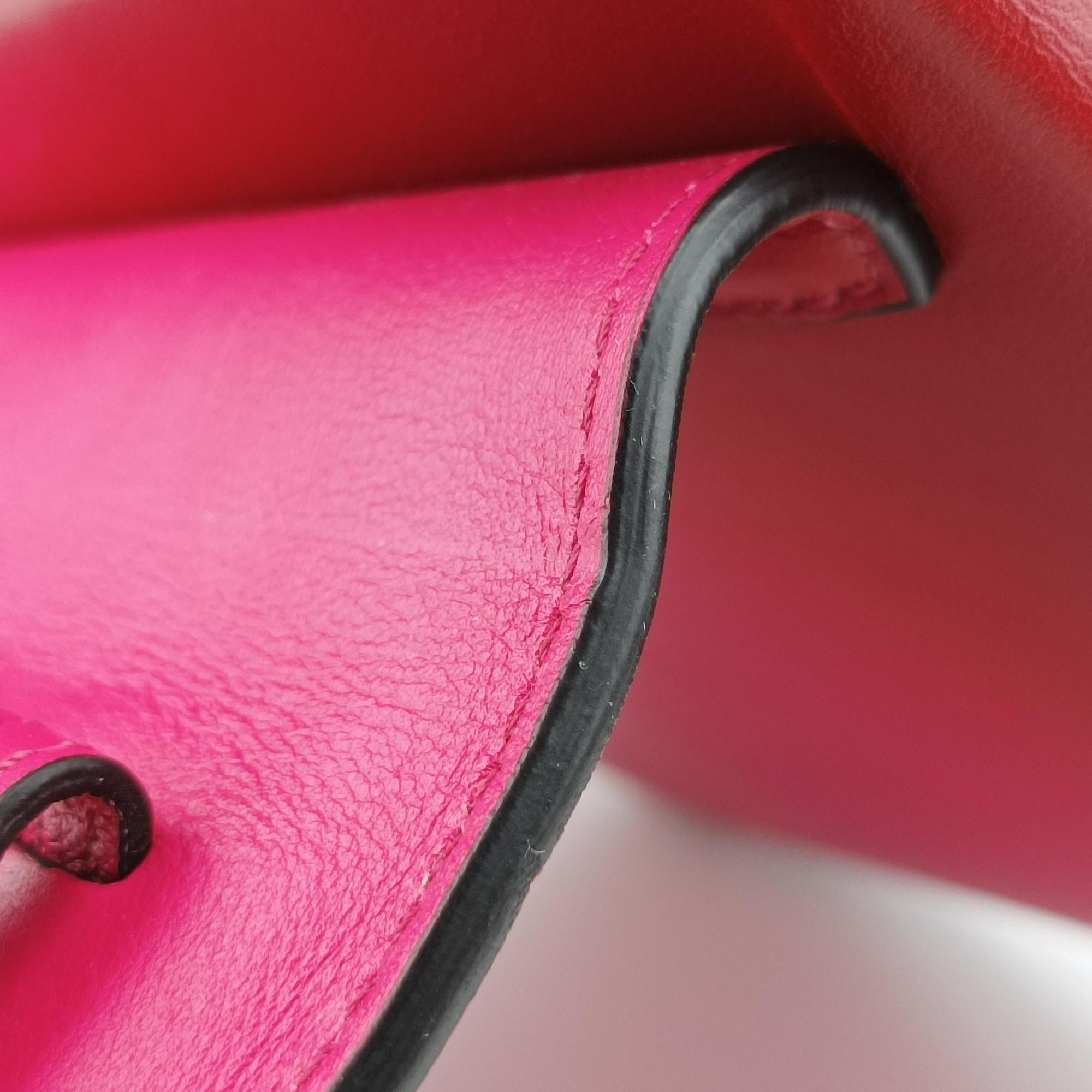 Pre-owned VERSACE DV One Medusa Rose Leather  handbag | stylenewstar