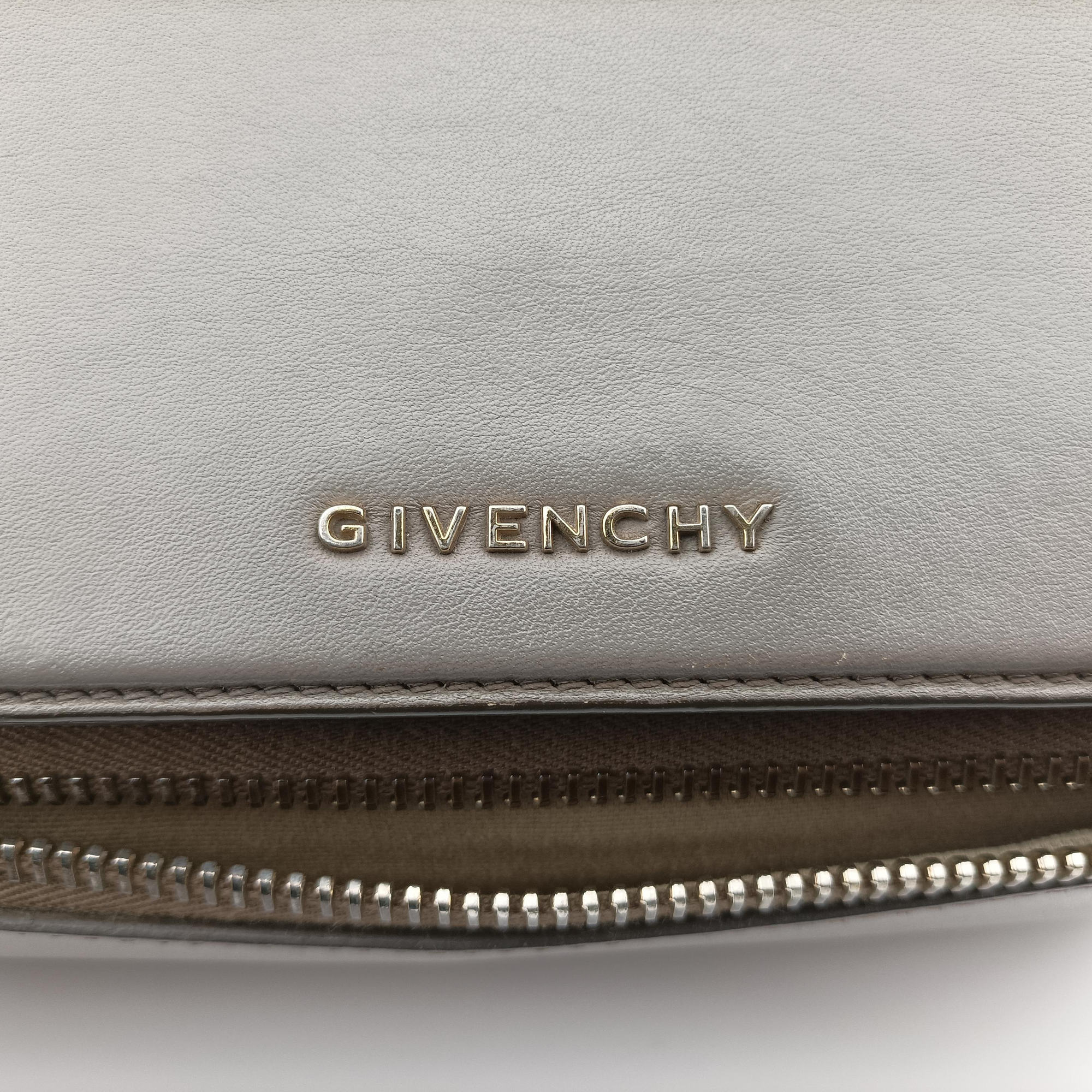 Pre-owned Givenchy Pandora Grey Leather  shoulderbag | stylenewstar