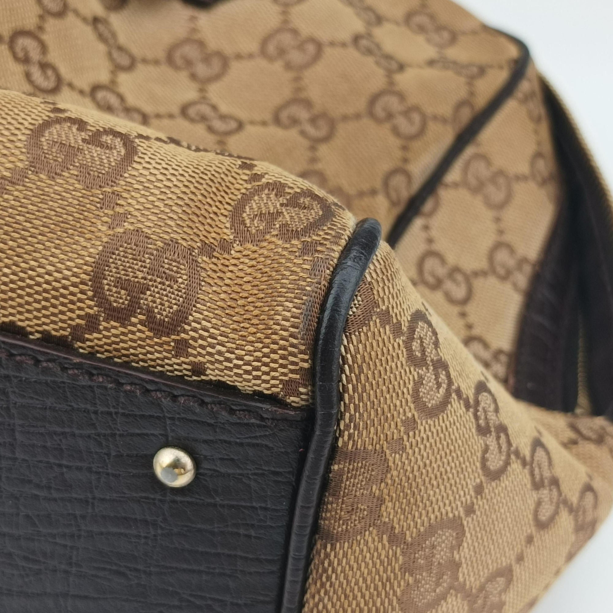 Vintage Gucci Horsebit Hasler beige×Brown canvas×leather 141503 handbag | stylenewstar