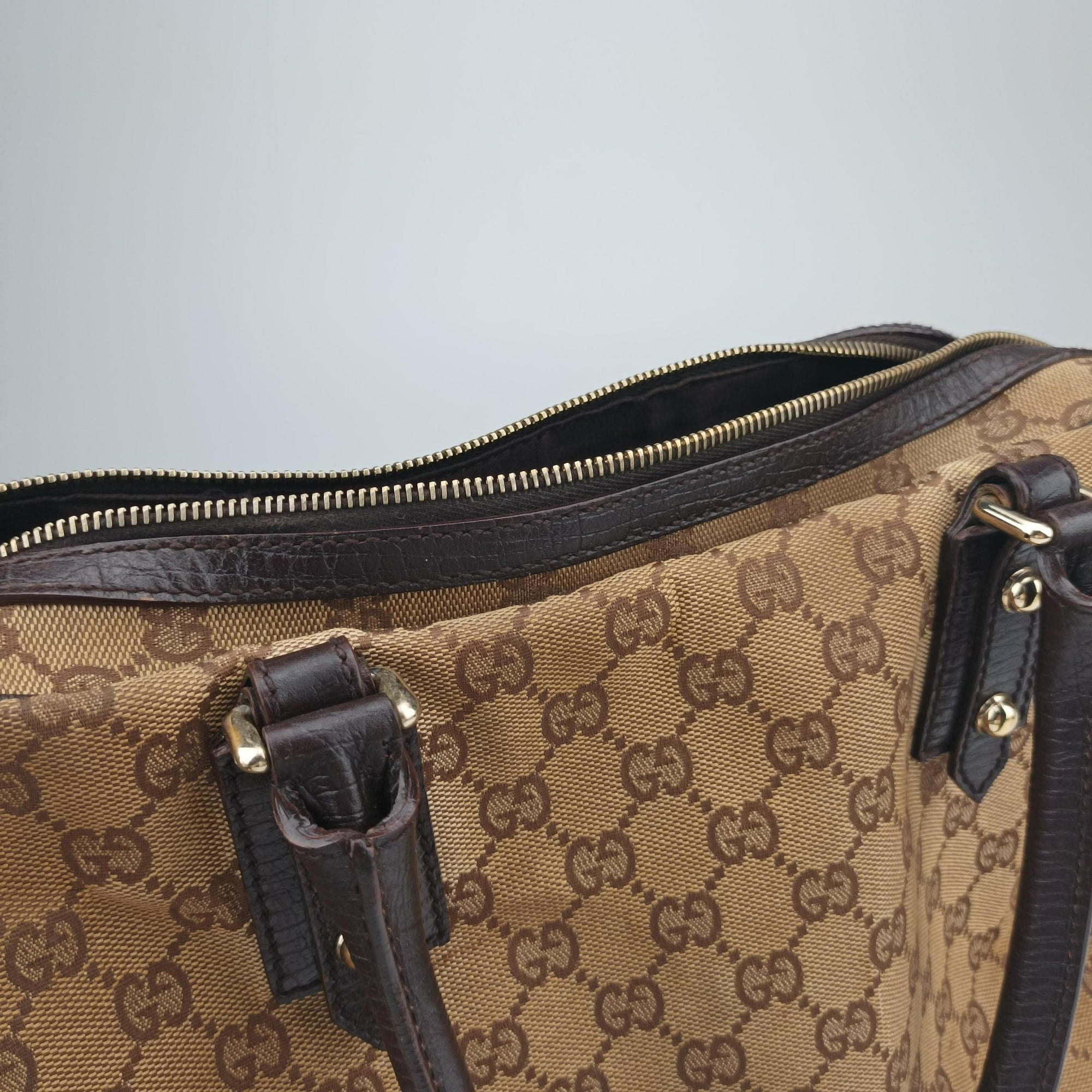 Vintage Gucci Horsebit Hasler beige×Brown canvas×leather 141503 handbag | stylenewstar