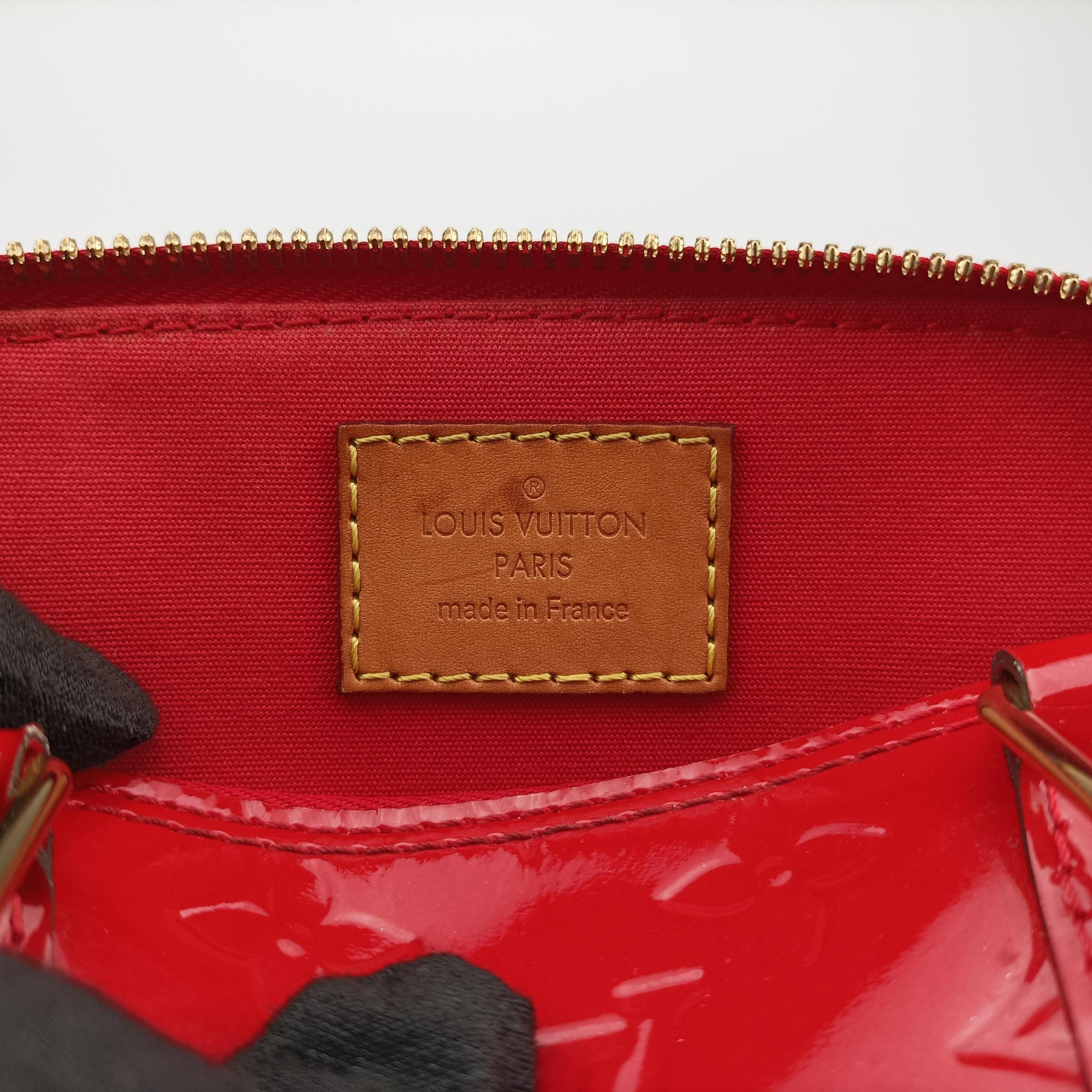 Vintage Louis Vuitton Alma BB CERISE Vernis M90174 shoulderbag | stylenewstar