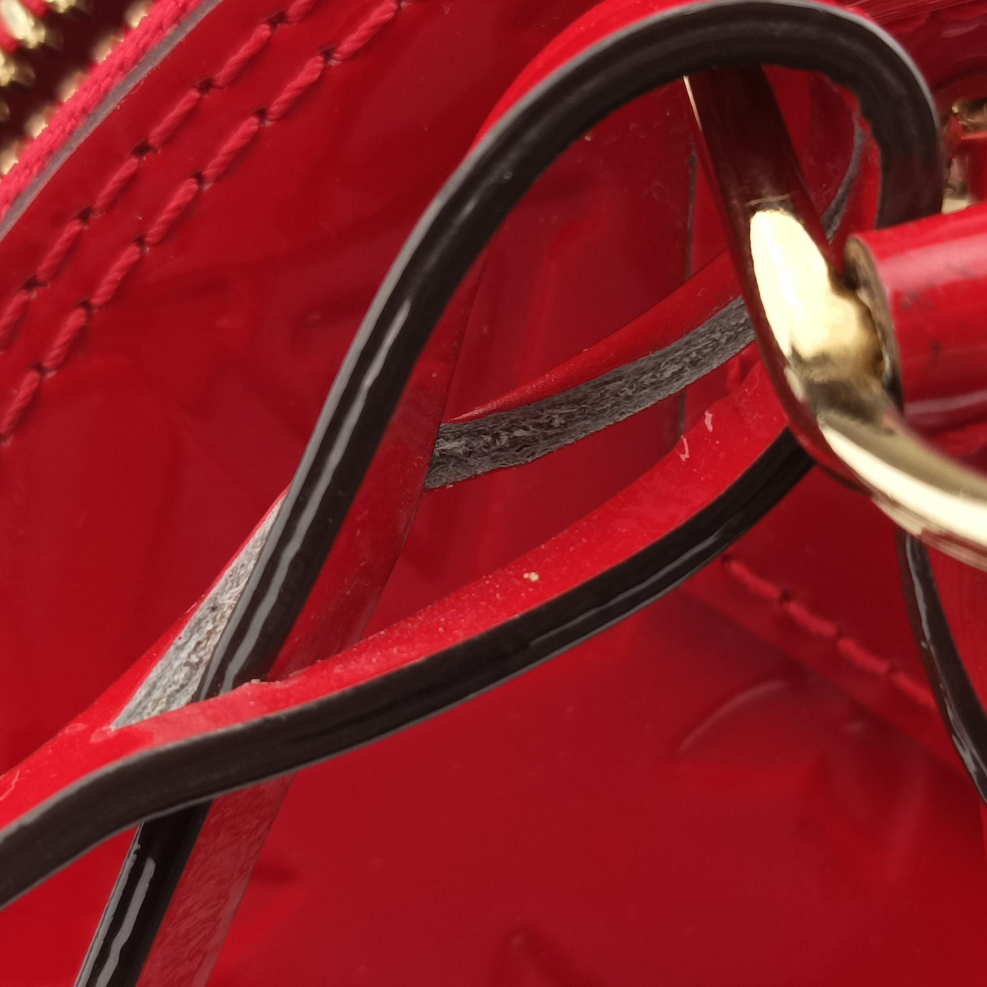 Vintage Louis Vuitton Alma BB CERISE Vernis M90174 shoulderbag | stylenewstar