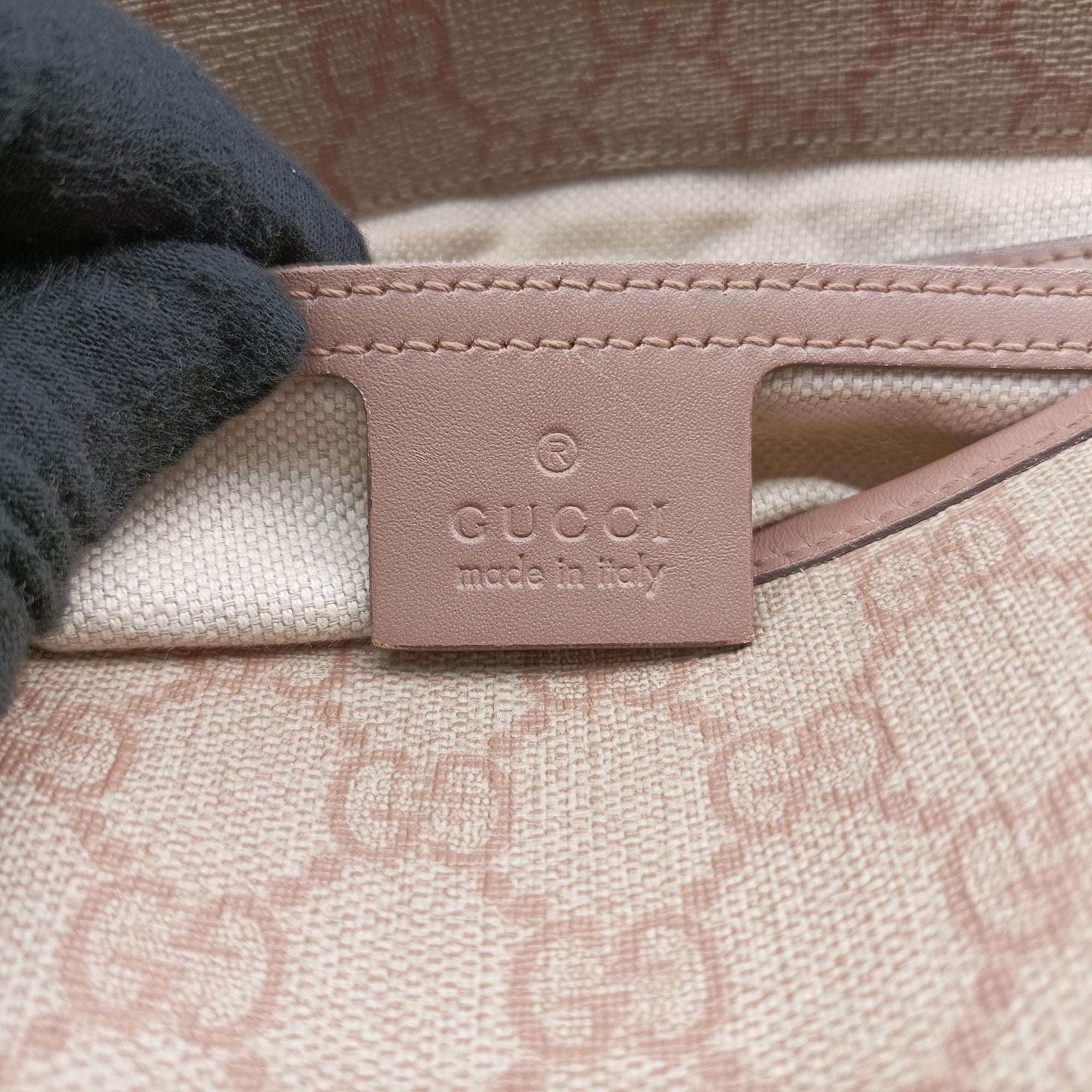 Secondhand Gucci GG Plus Messenger beige×Multicolour PVC coated canvas×Leather 201732 shoulderbag | stylenewstar