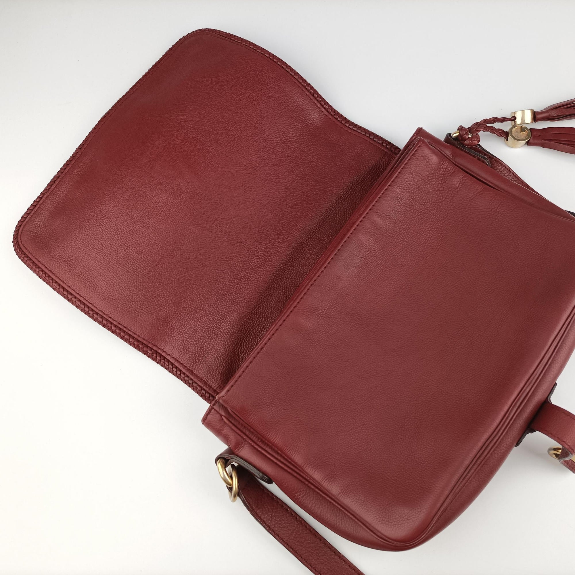 Pre-owned Gucci Marrakech Messenger burgundy Leather 257024 shoulderbag | stylenewstar