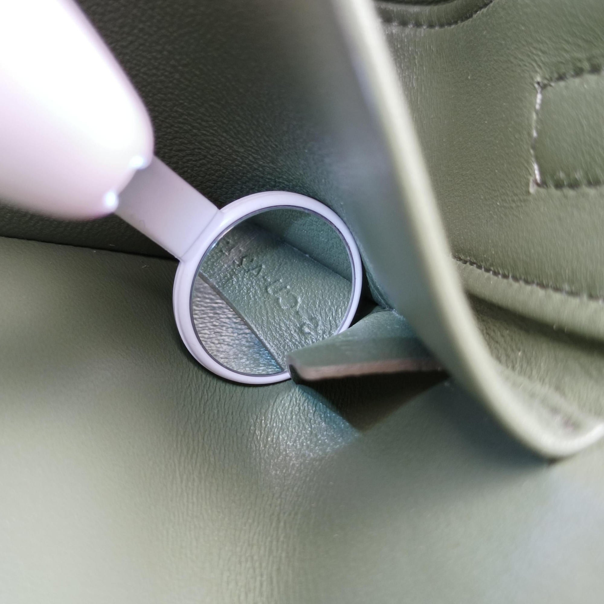 Pre-owned Celine Claude Triomphe Green Leather  shoulderbag | stylenewstar