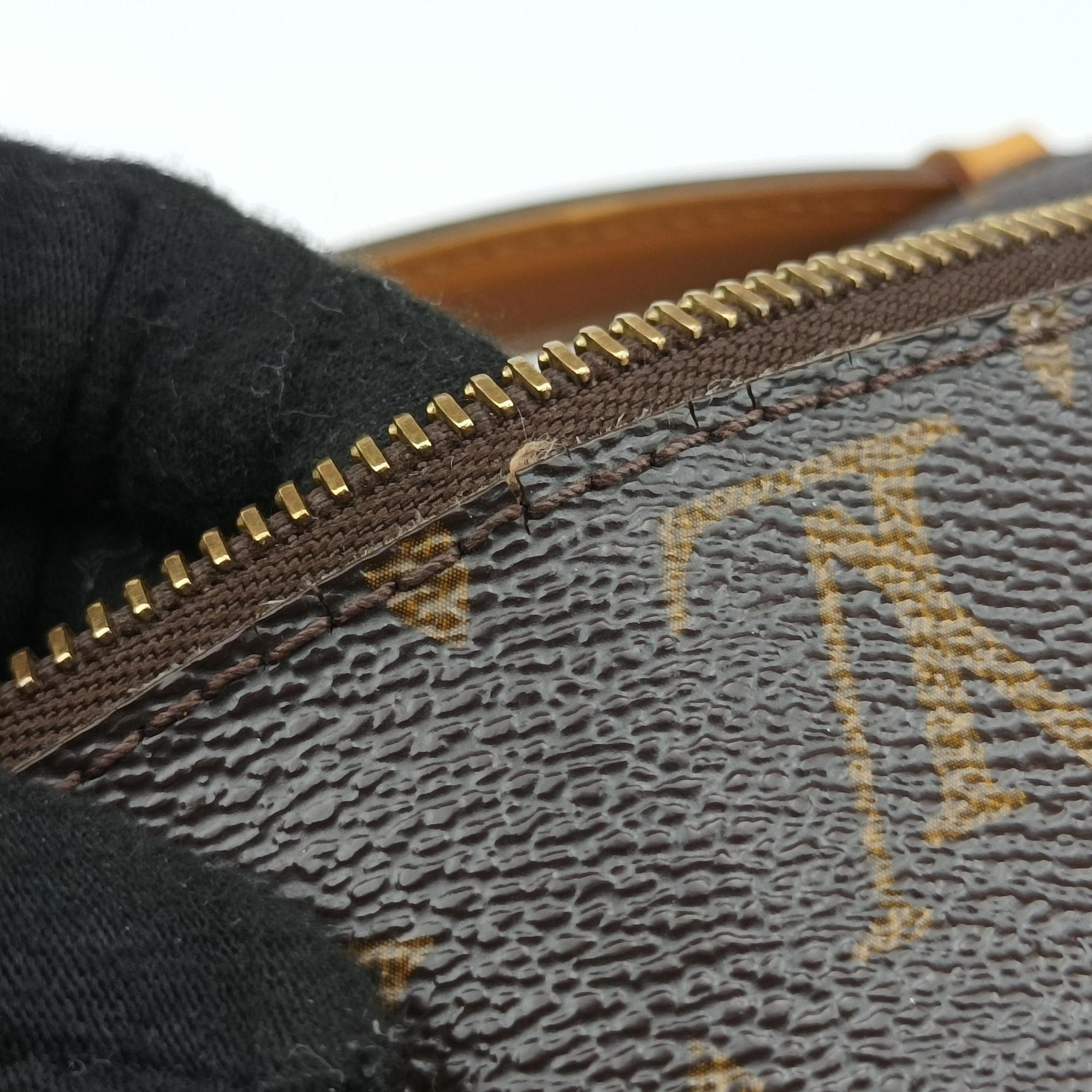 Vintage Louis Vuitton Pochette Metis MM Brown Monogram Canvas M44875 shoulderbag | stylenewstar