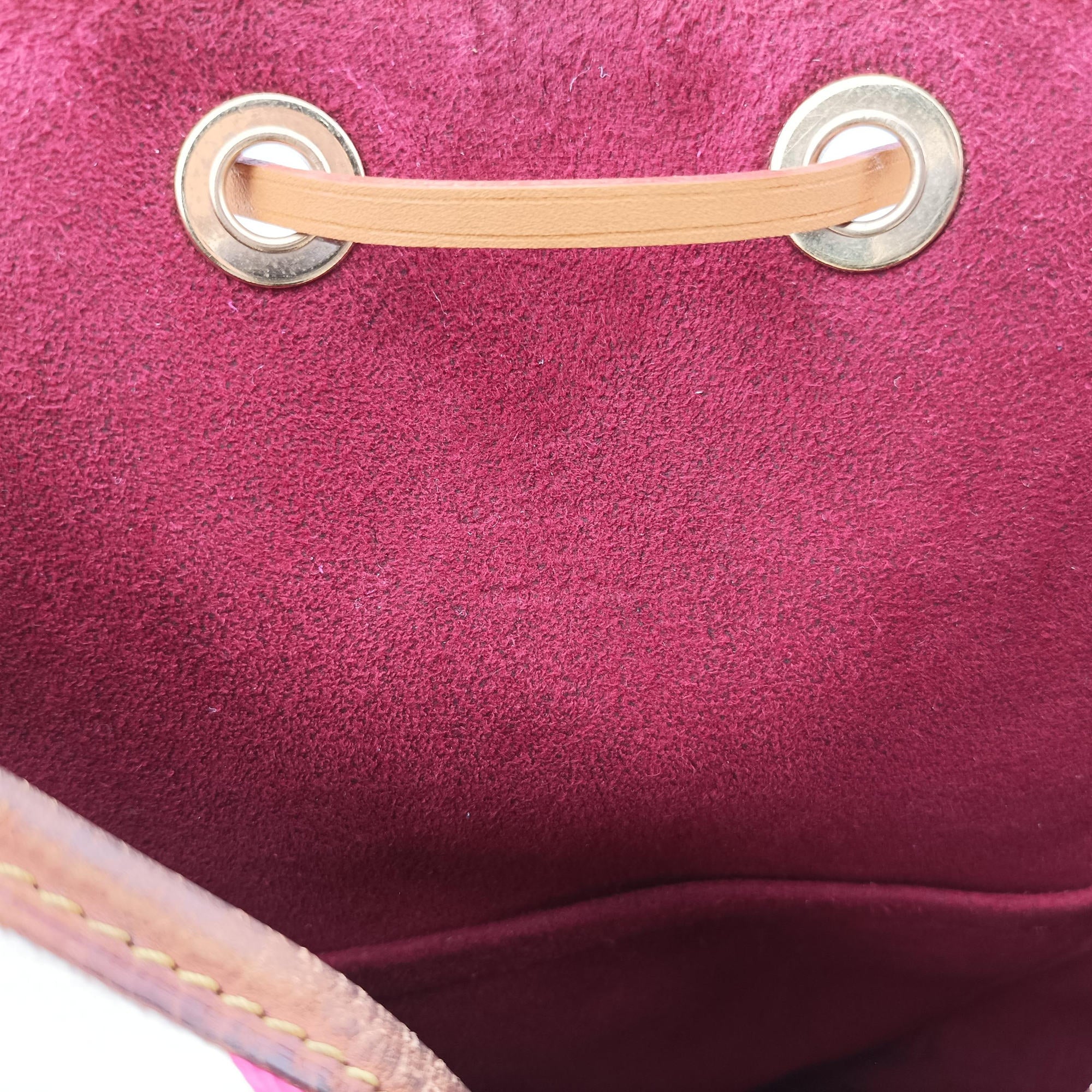 Pre-owned Louis Vuitton Petit NOe white Monogram Multicolor M42229 shoulderbag | stylenewstar