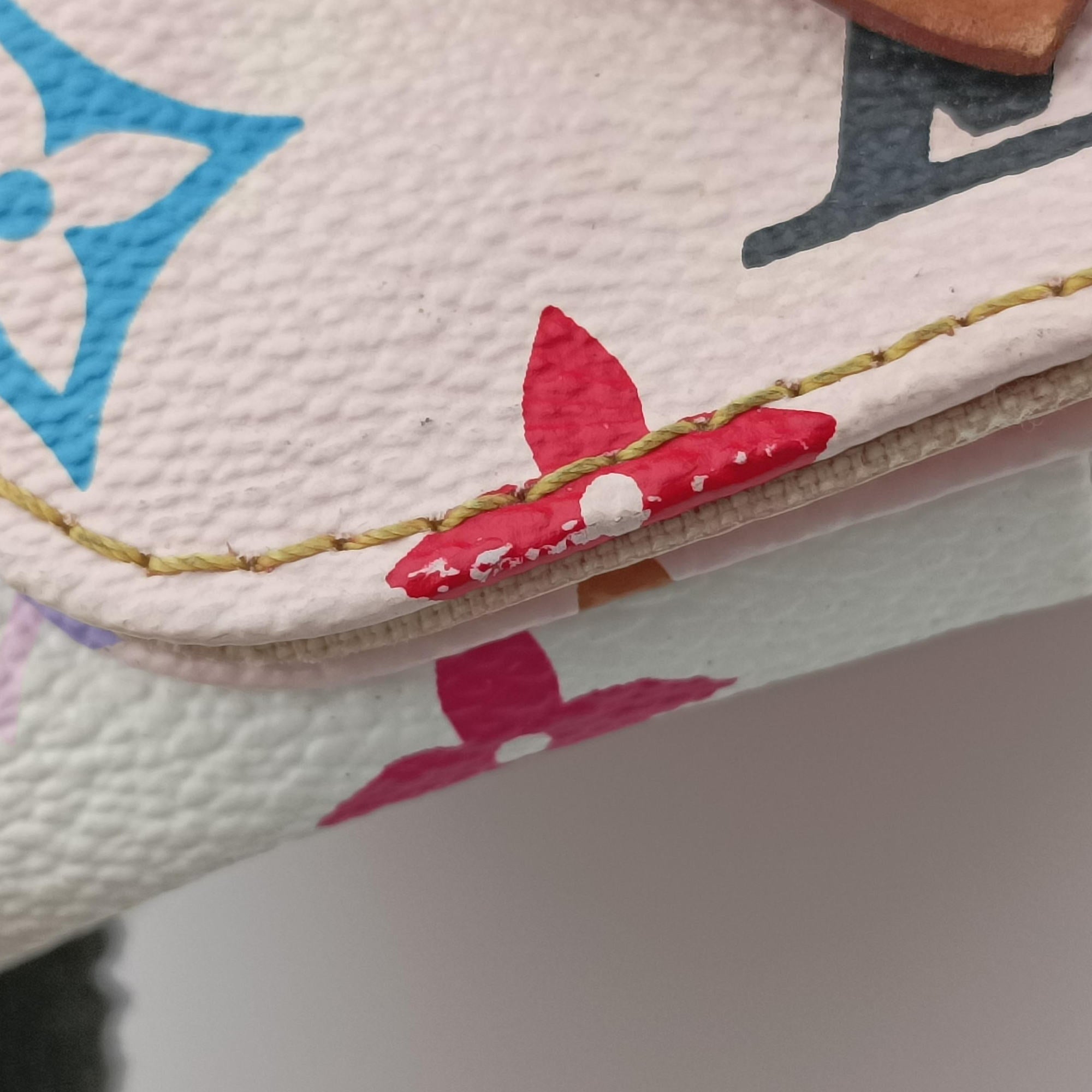 Pre-owned Louis Vuitton Petit NOe white Monogram Multicolor M42229 shoulderbag | stylenewstar