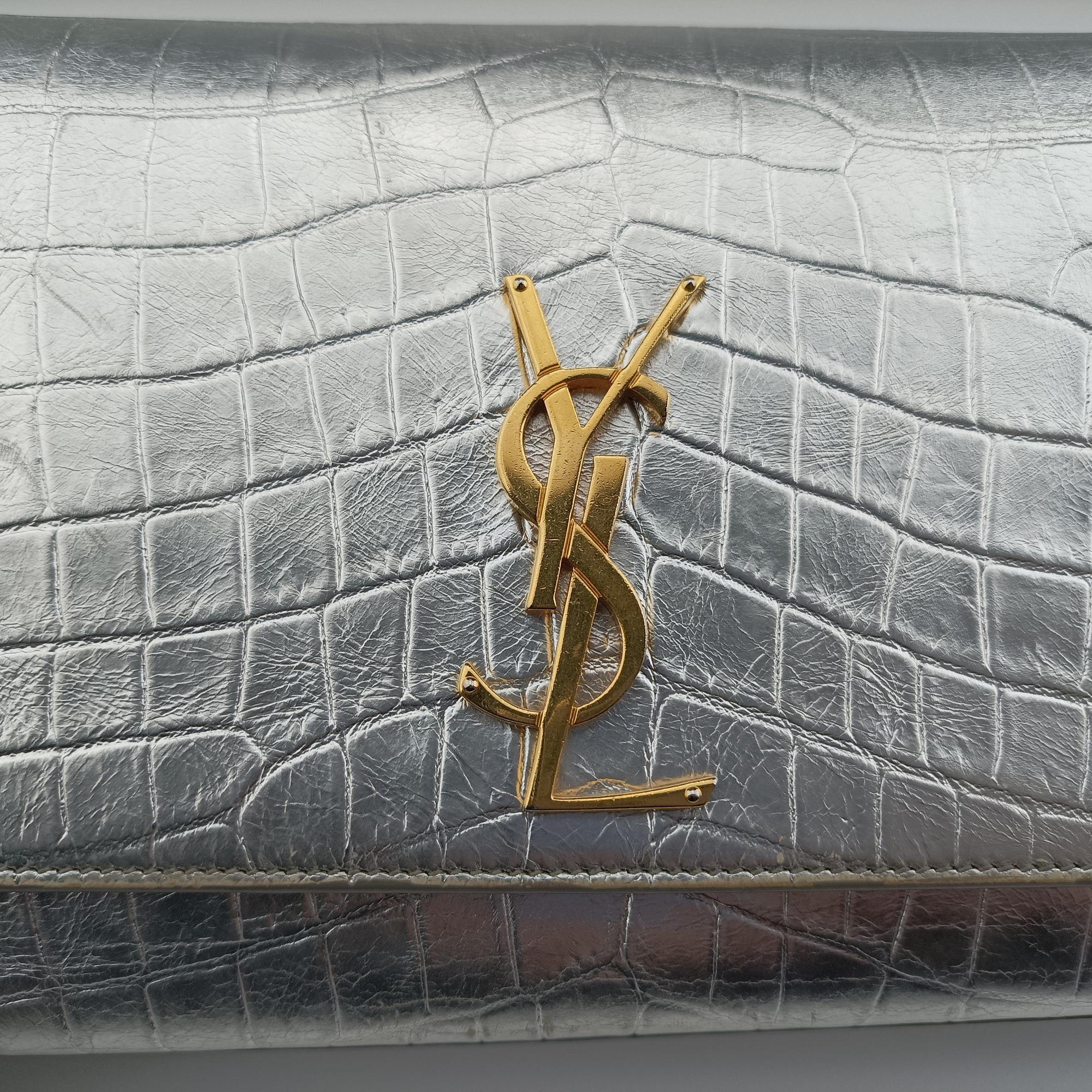 Pre-owned Yves Saint Laurent KATE Silver Leather 364021 shoulderbag | stylenewstar