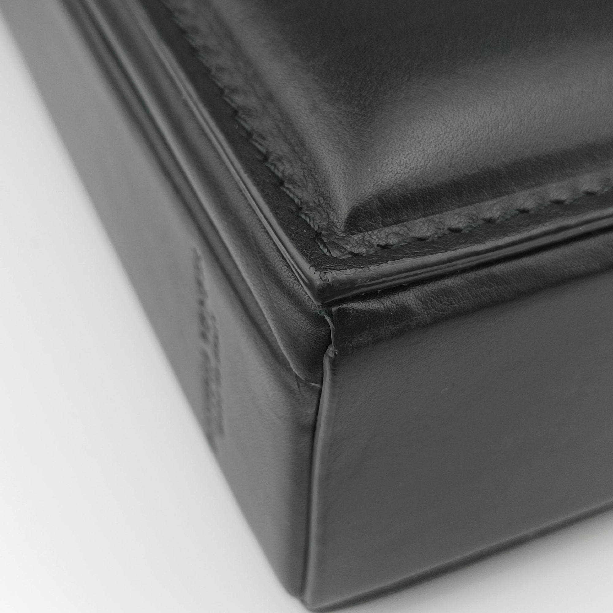Pre-owned Bottega Veneta Padded Messenger Mini Trunk Black lambskin  shoulderbag | stylenewstar