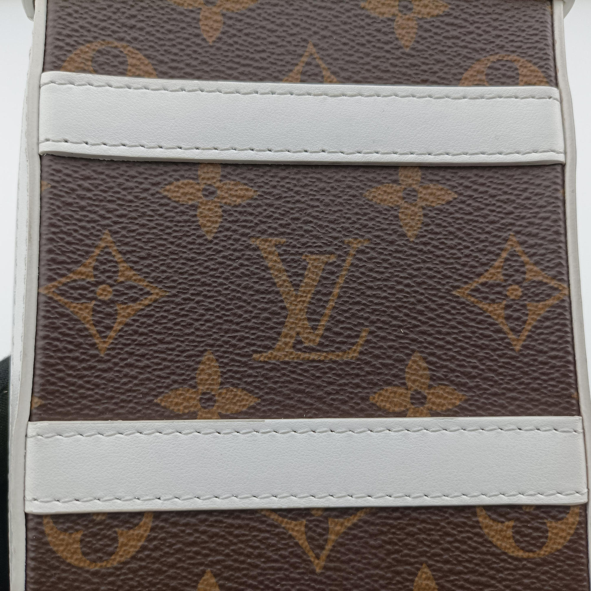 Vintage Louis Vuitton LVxNBA Soft Trunk Phone Box brown×white Monogram Canvas×calf leather M80102 shoulderbag | stylenewstar