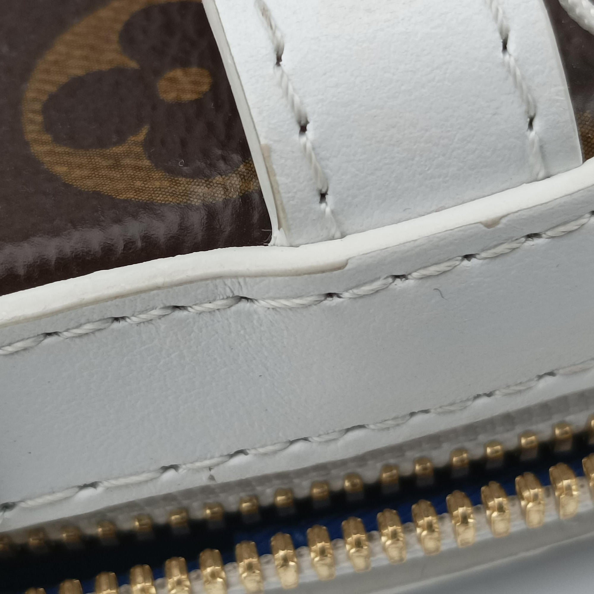 Vintage Louis Vuitton LVxNBA Soft Trunk Phone Box brown×white Monogram Canvas×calf leather M80102 shoulderbag | stylenewstar