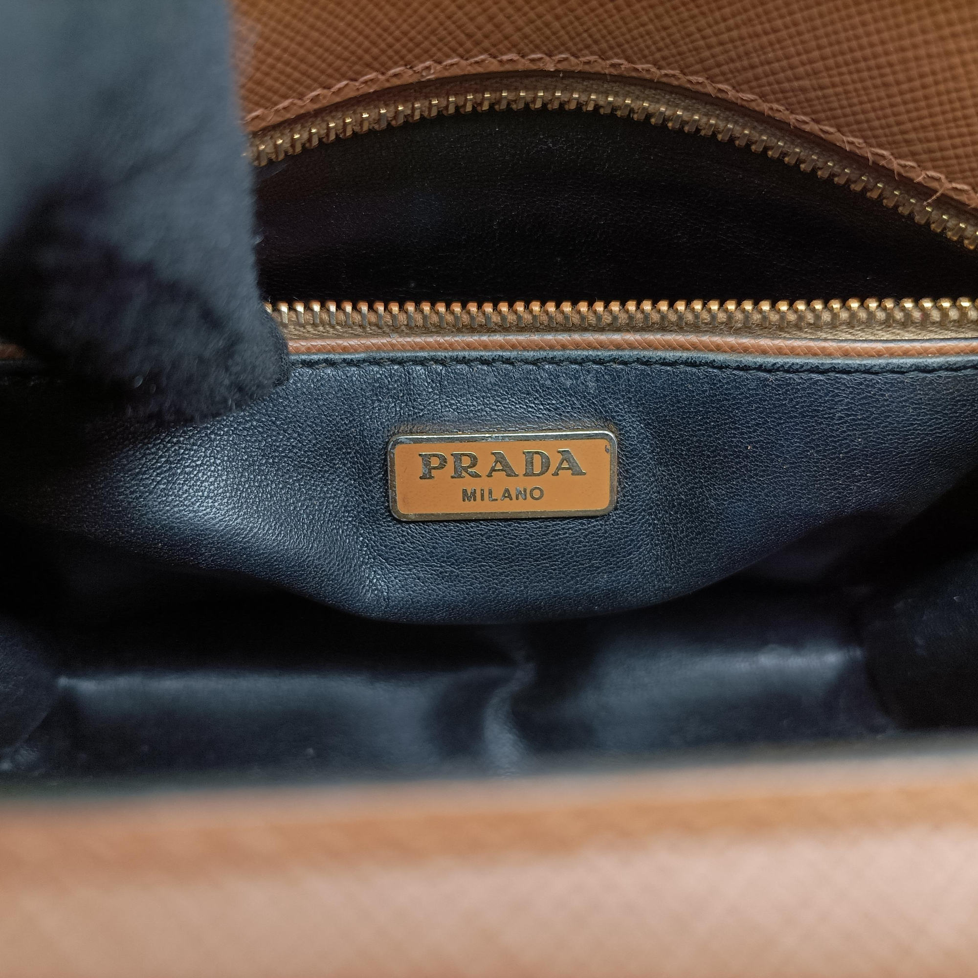 Pre-owned Prada Bicolor Box Brown×White Saffiano Leather  shoulderbag | stylenewstar