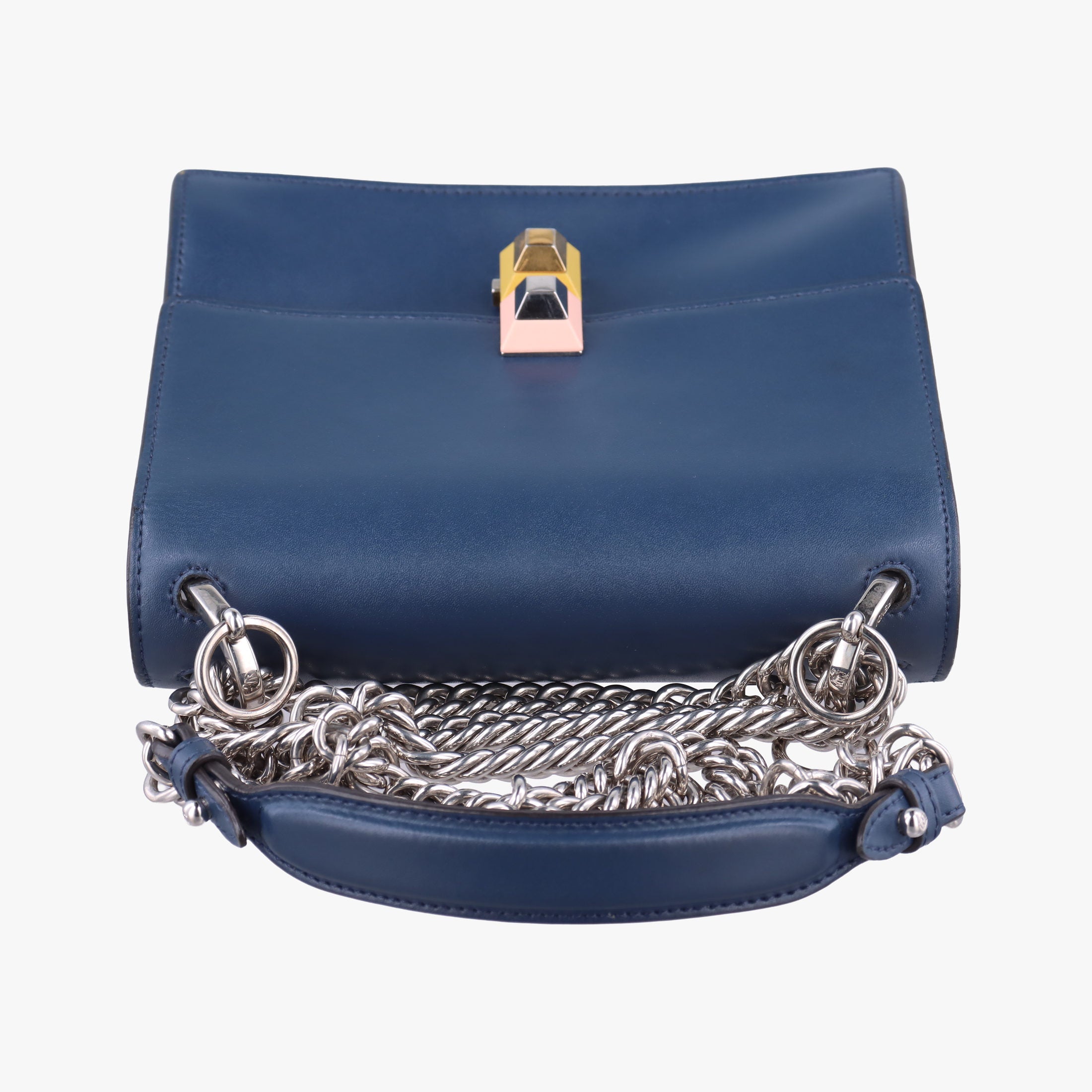 Pre-owned Fendi KAN I Blue leather 8M0381 shoulderbag | stylenewstar