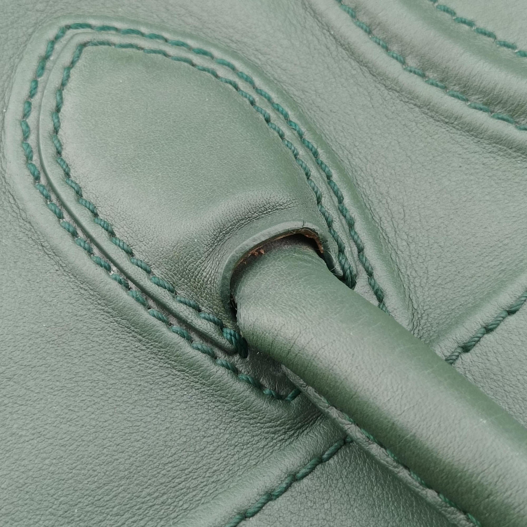 Secondhand Celine Luggage Small Square Phantom Green Leather  handbag | stylenewstar