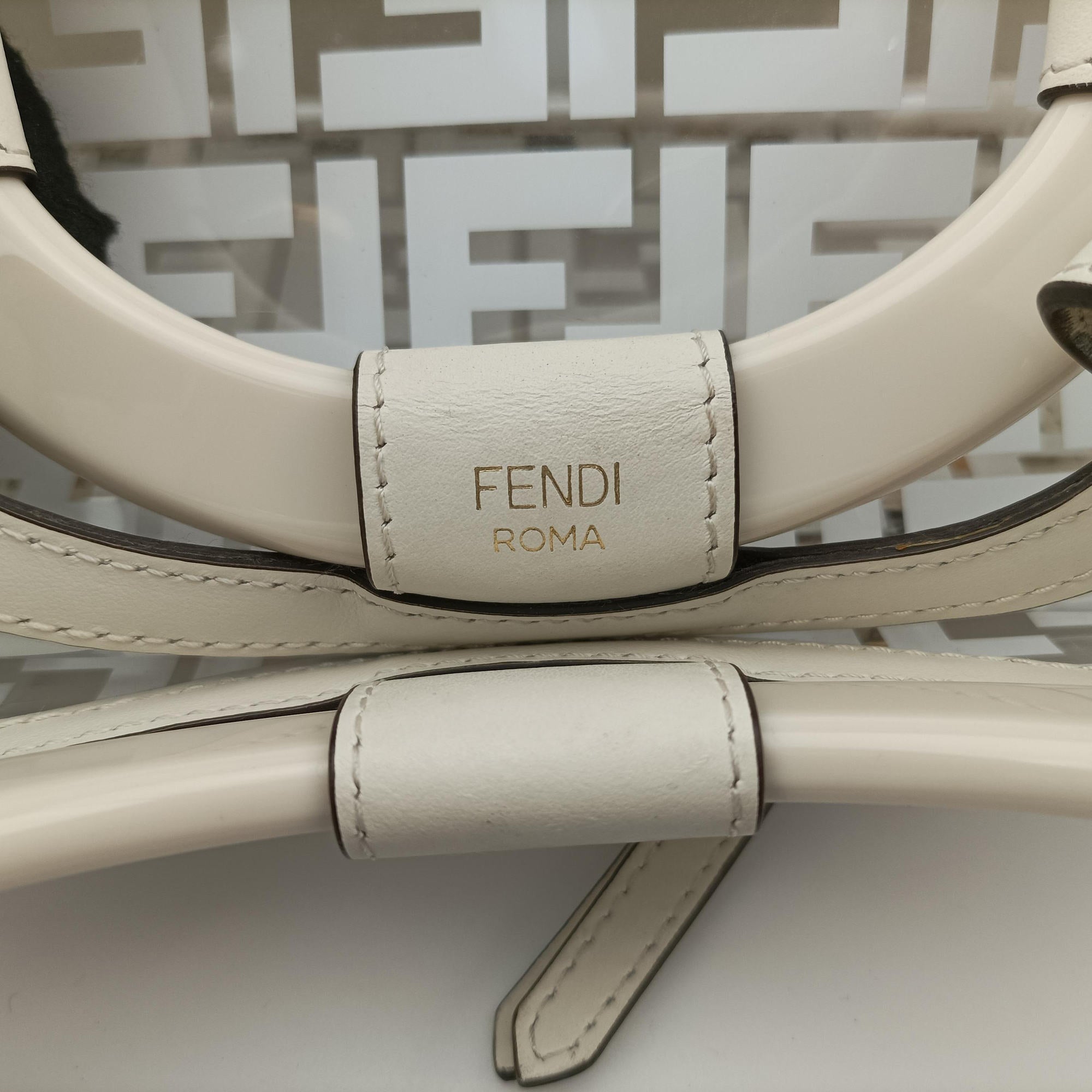 Secondhand Fendi Runaway Shopper White PVC coated canvas×Leather 8BH353 shoulderbag | stylenewstar