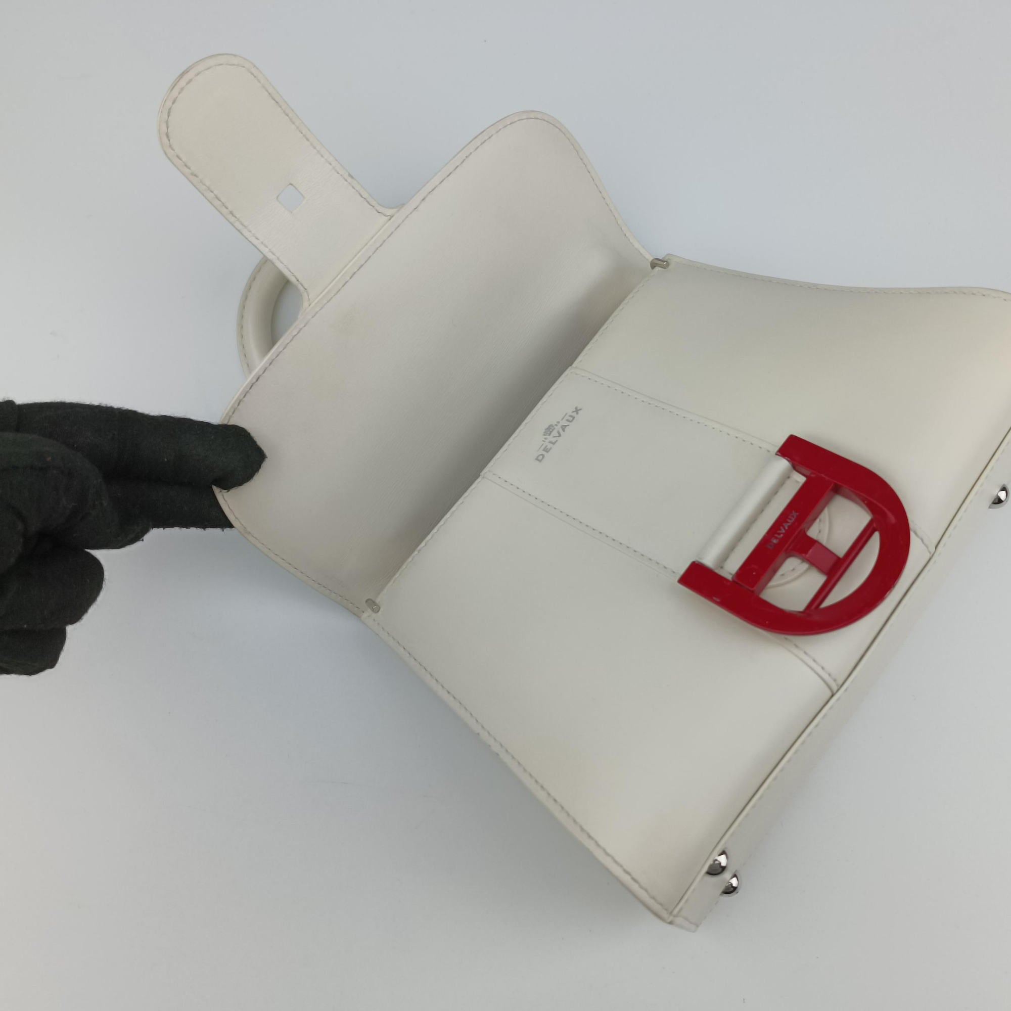 Pre-owned Delvaux Brillant mini White Leather  handbag | stylenewstar