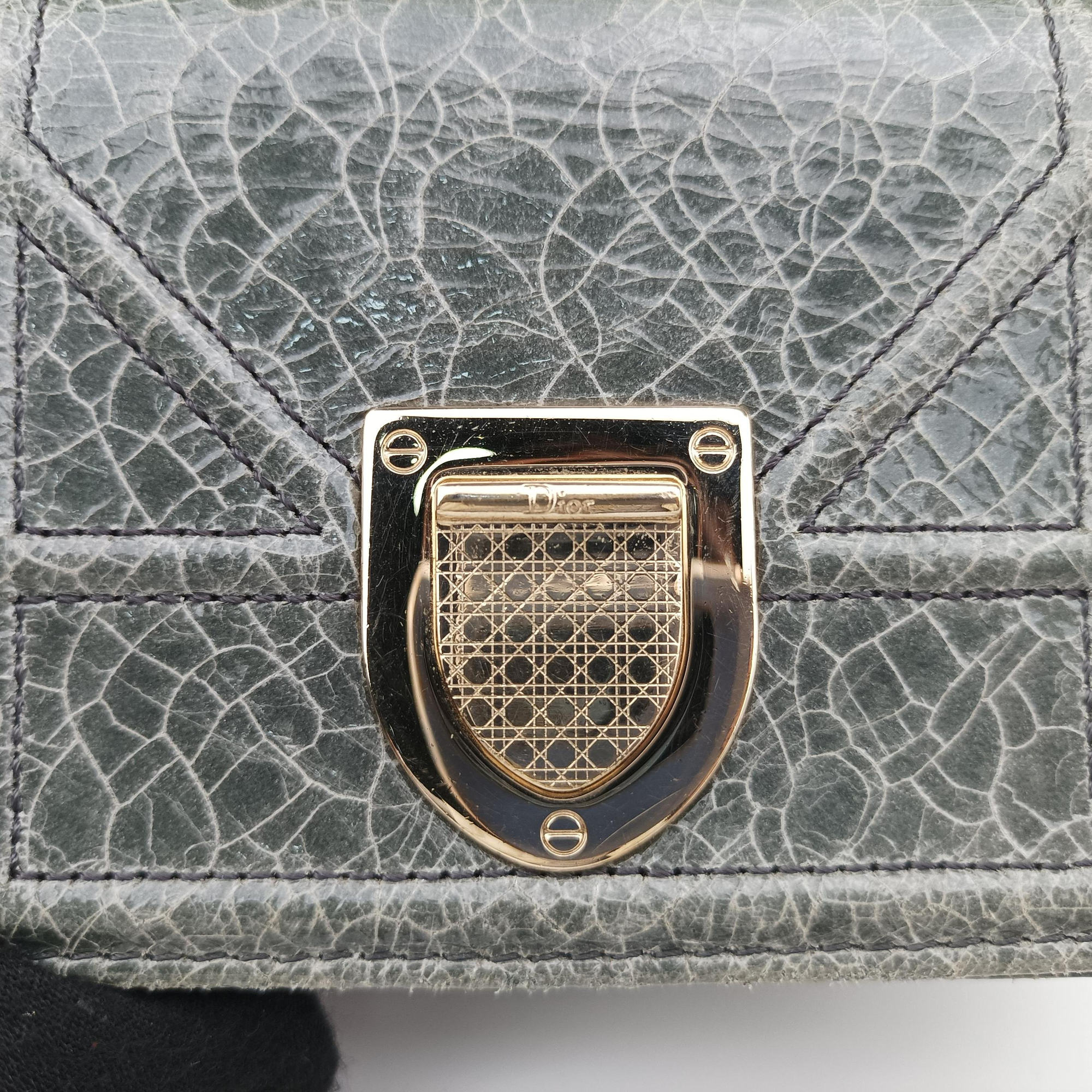 Pre-owned Christian Dior Diorama Grey Leather  shoulderbag | stylenewstar