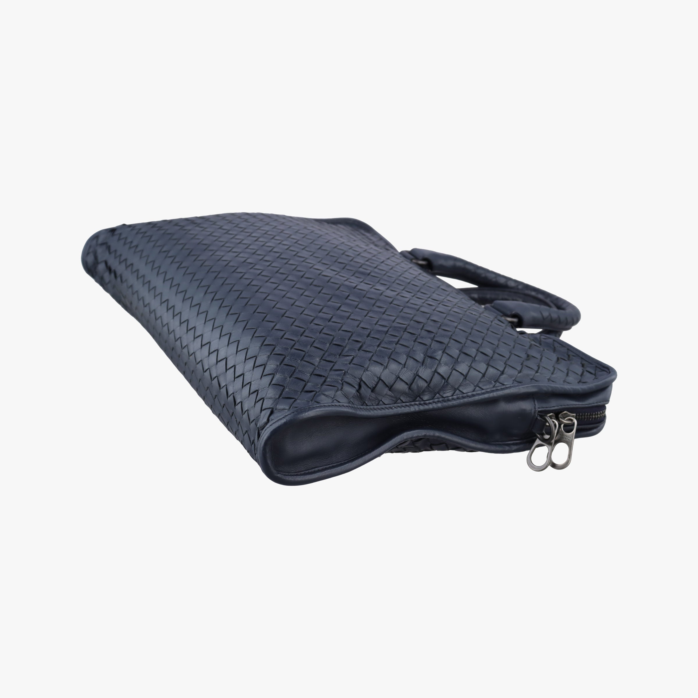 Pre-owned Bottega Veneta Intrecciato Navy lambskin  shoulderbag | stylenewstar