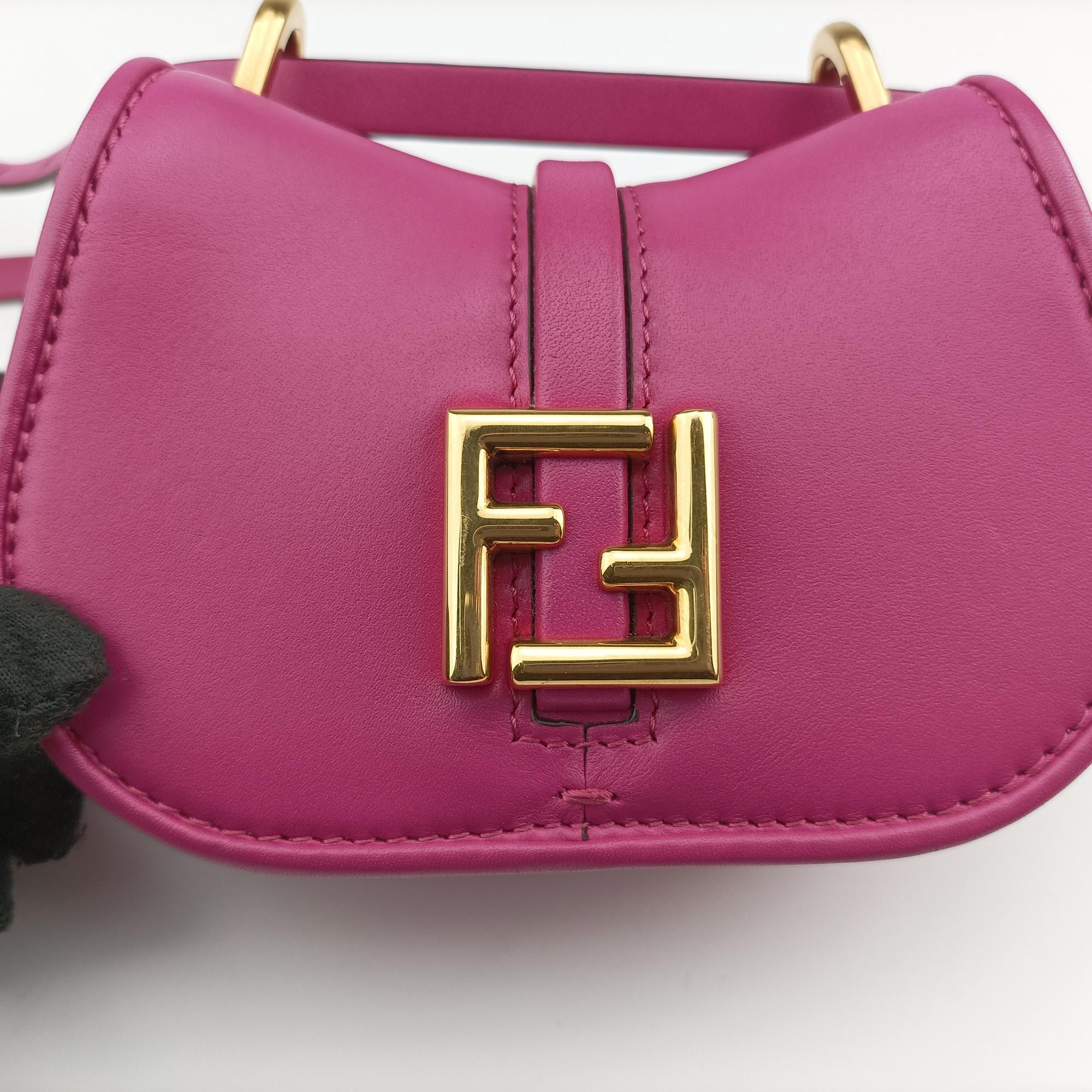 Pre-owned Fendi C'mon Small Rose Leather 7AS219 shoulderbag | stylenewstar
