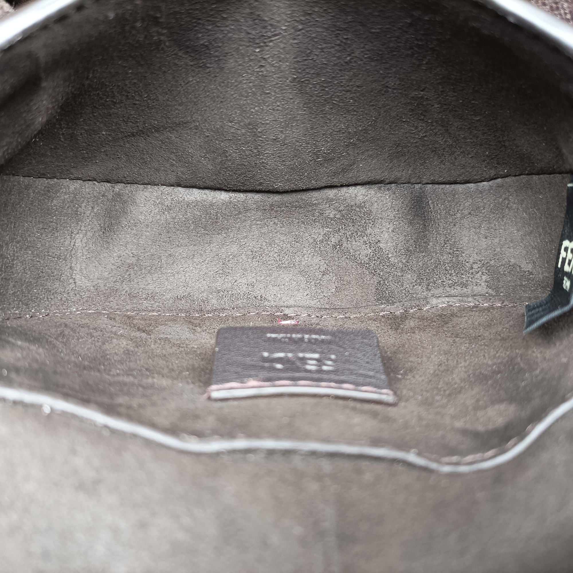 Pre-owned Fendi C'mon Small Rose Leather 7AS219 shoulderbag | stylenewstar