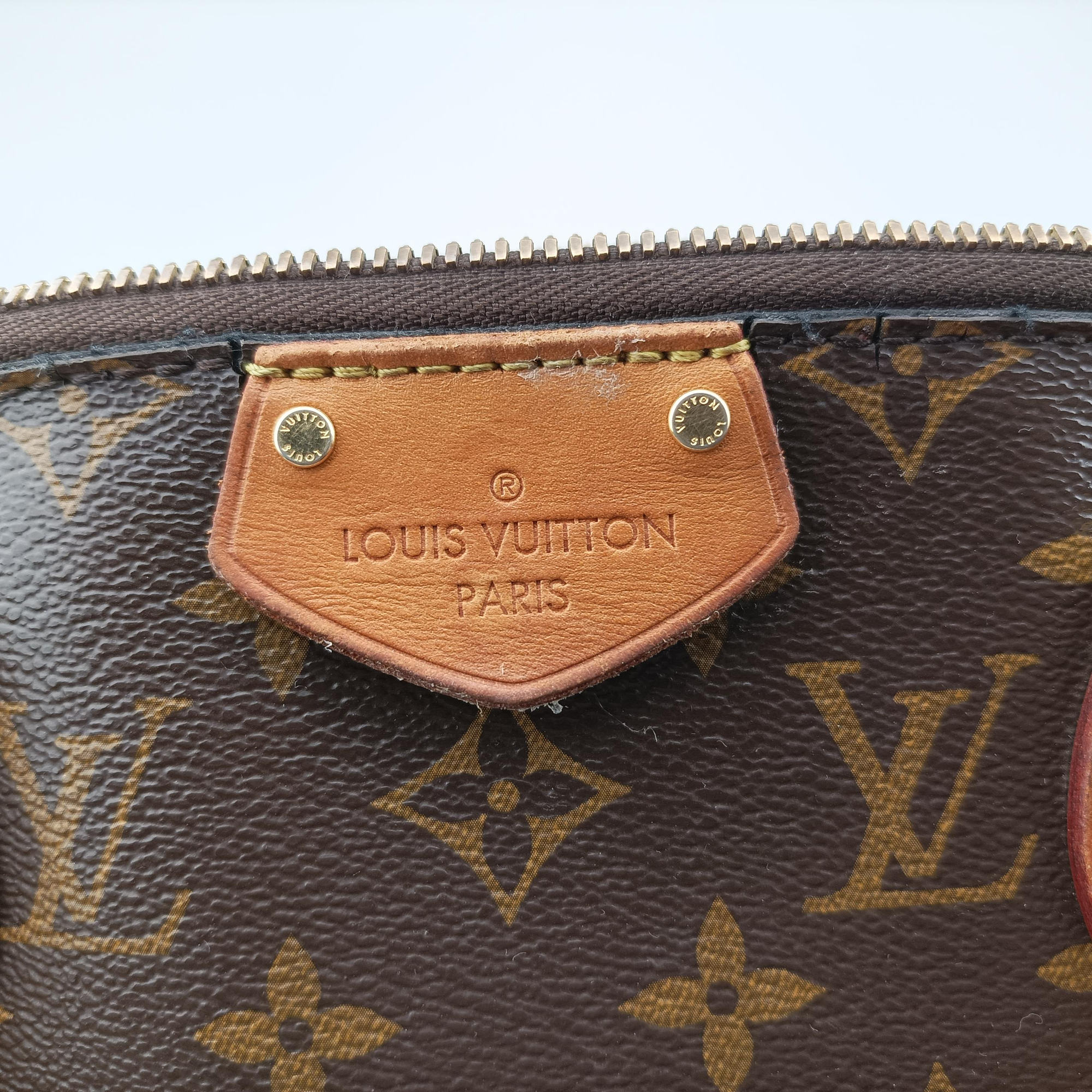 Secondhand Louis Vuitton TURENNE MM Brown Monogram Canvas M48814 shoulderbag | stylenewstar