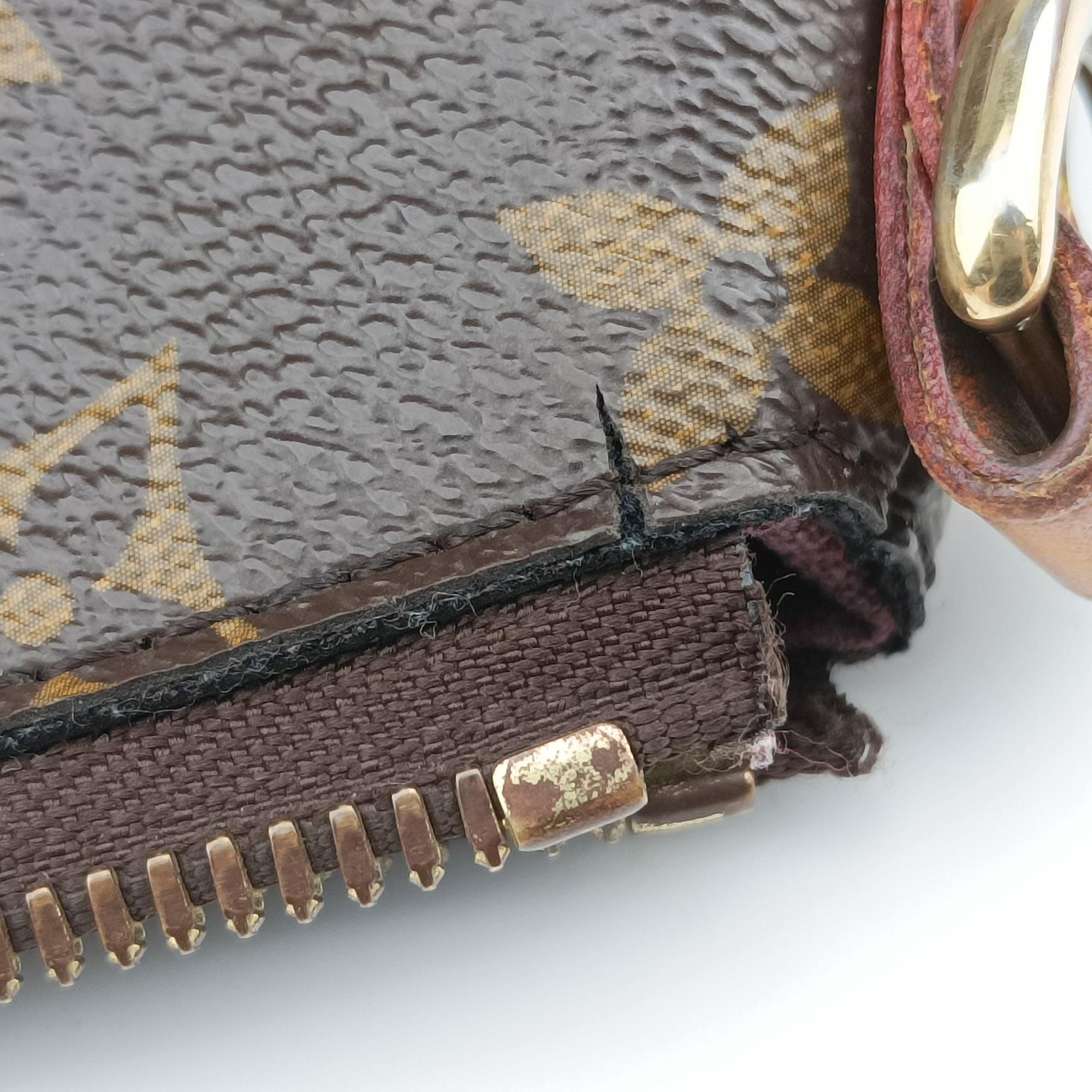 Secondhand Louis Vuitton TURENNE MM Brown Monogram Canvas M48814 shoulderbag | stylenewstar