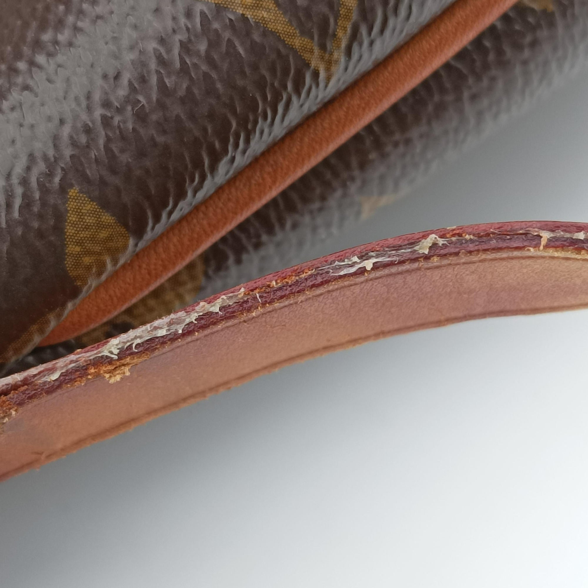 Secondhand Louis Vuitton TURENNE MM Brown Monogram Canvas M48814 shoulderbag | stylenewstar