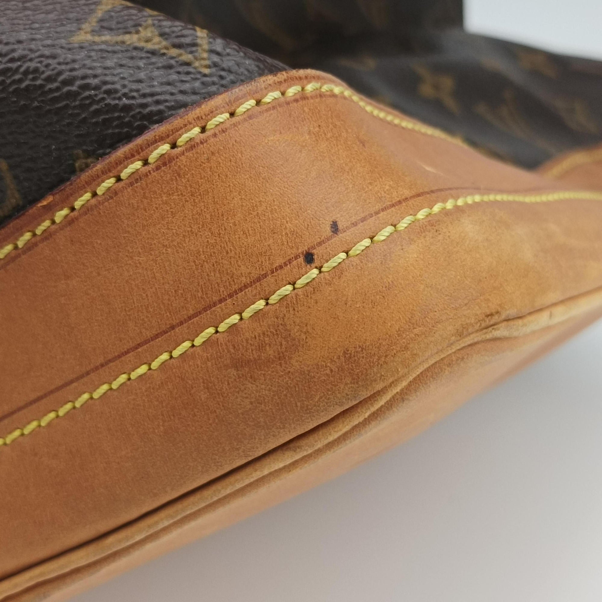 Secondhand Louis Vuitton Noe Brown Monogram Canvas M42224 shoulderbag | stylenewstar