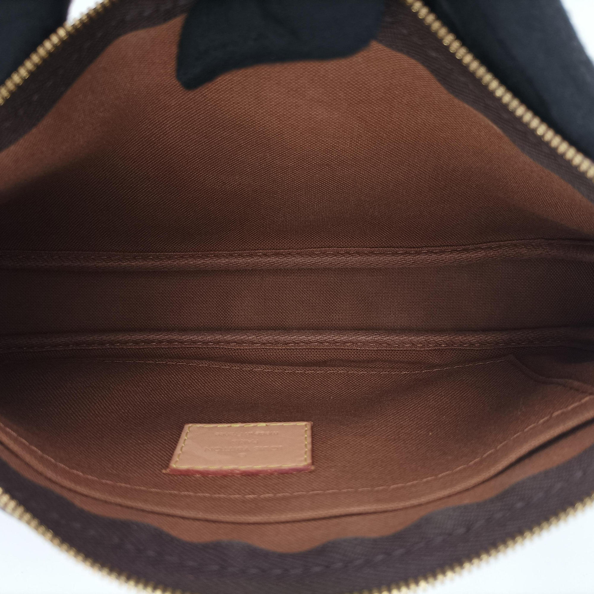 Secondhand Louis Vuitton Multi Pochette Accessoir brown×khaki Monogram Canvas M44813 shoulderbag | stylenewstar