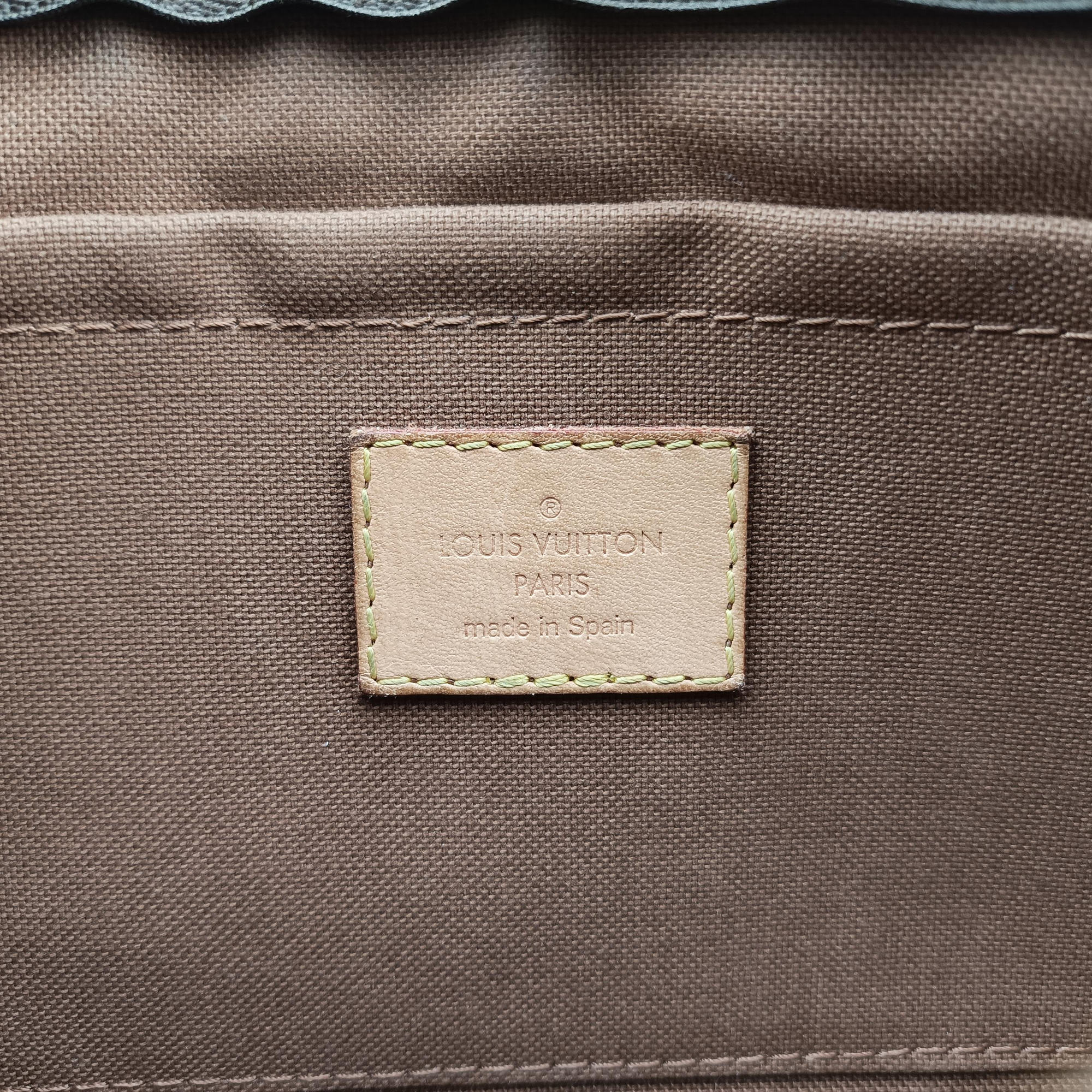 Vintage Louis Vuitton MULTI POCHETTE ACCESSOIRES brown×khaki Monogram Canvas M44840 shoulderbag | stylenewstar