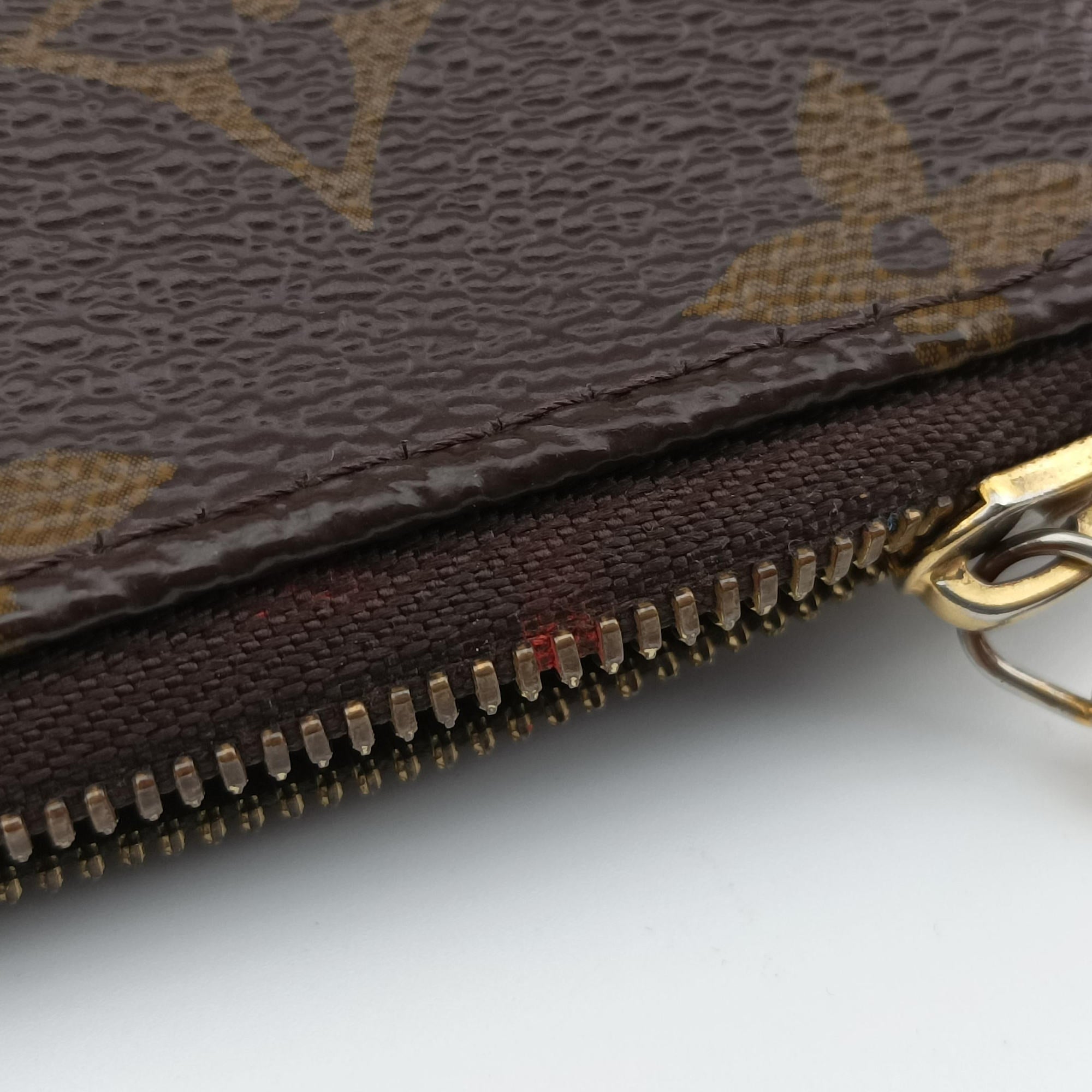 Vintage Louis Vuitton MULTI POCHETTE ACCESSOIRES brown×khaki Monogram Canvas M44840 shoulderbag | stylenewstar