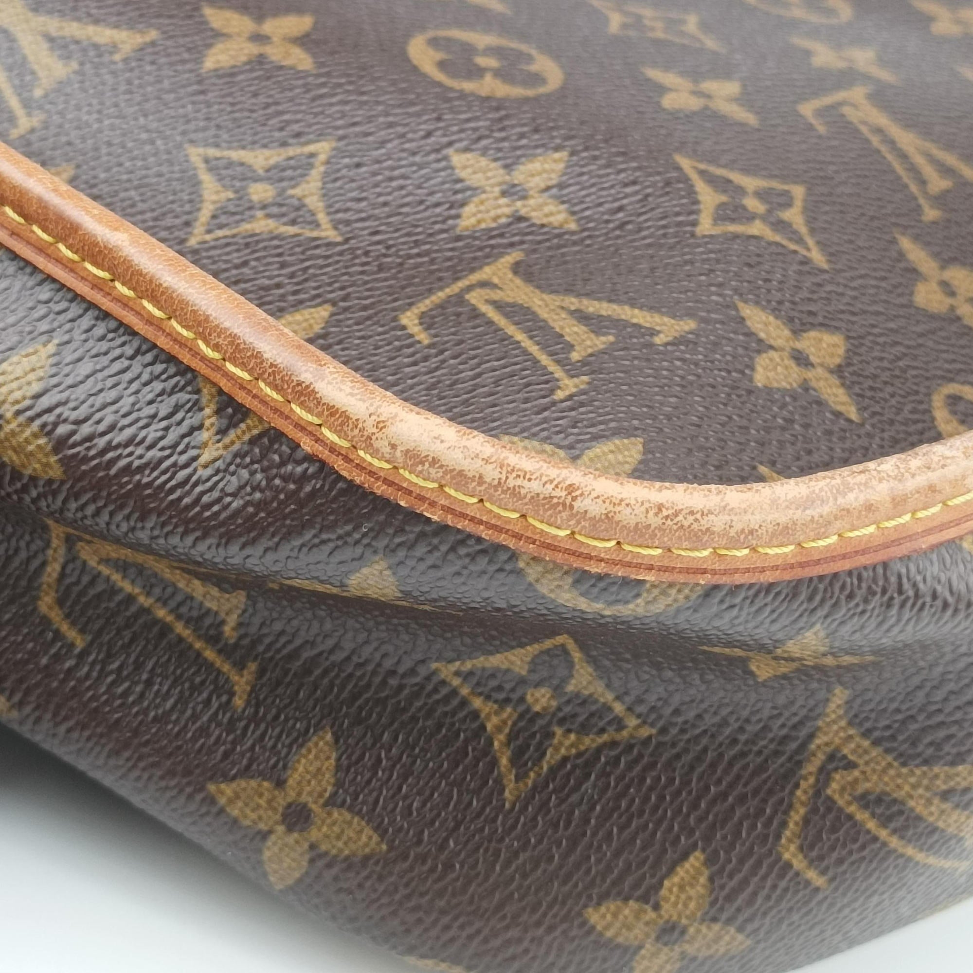 Pre-owned Louis Vuitton Congo GM brown Monogram Canvas M40115 shoulderbag | stylenewstar