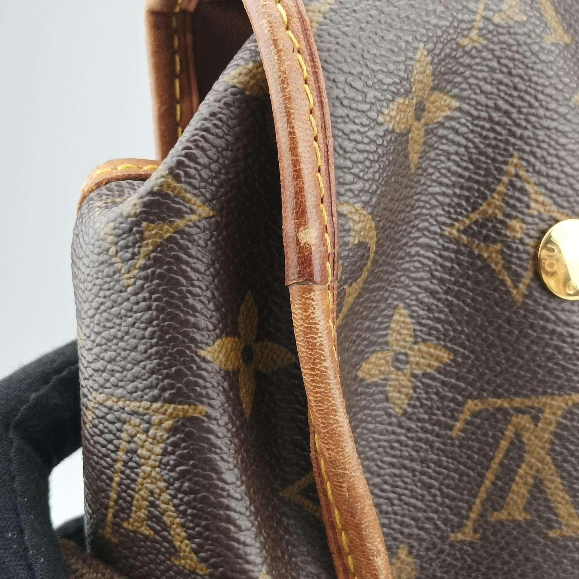 Pre-owned Louis Vuitton Congo GM brown Monogram Canvas M40115 shoulderbag | stylenewstar